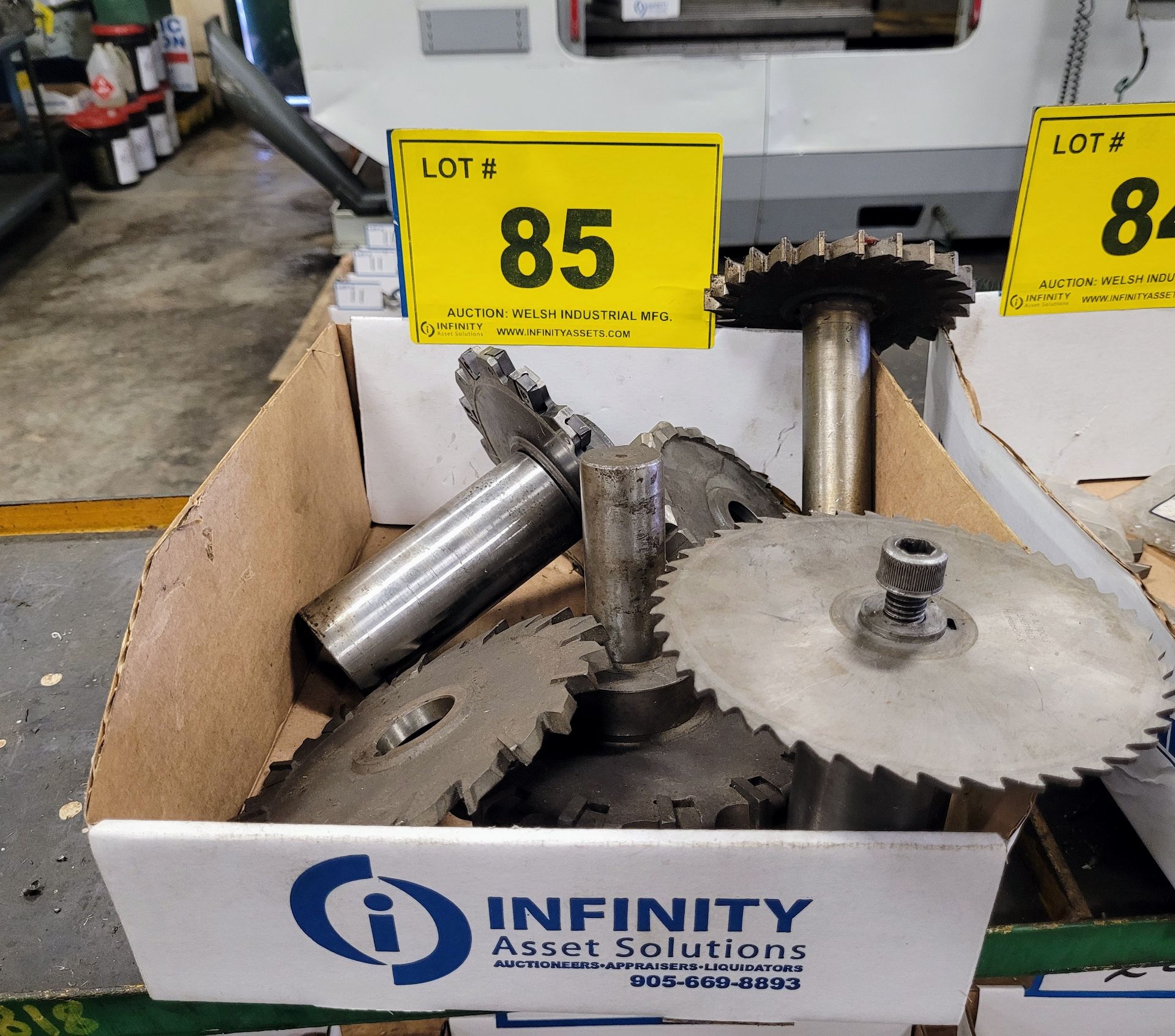BOX OF CUTTING WHEELS AND HOLDERS