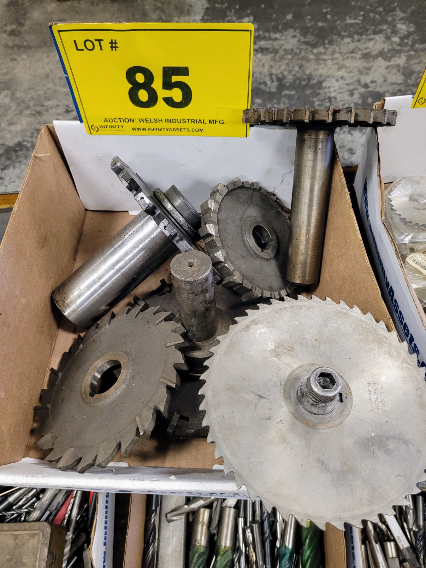 BOX OF CUTTING WHEELS AND HOLDERS - Image 2 of 2