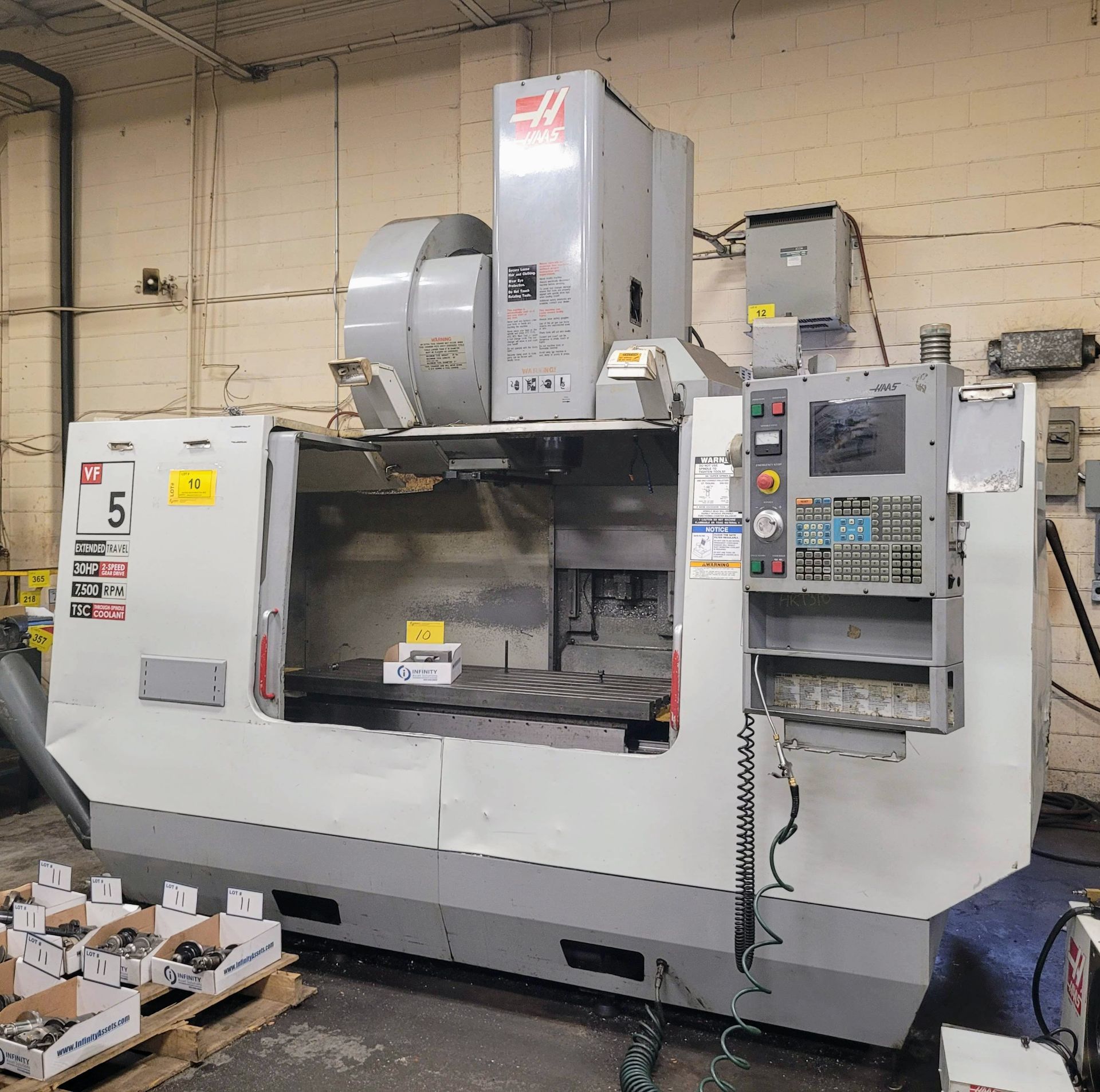 2004 HAAS VF-5/50XT CNC VERTICAL MACHINING CENTER, CNC CONTROL, TRAVELS: X-60”, Y-26”, Z-25”, CAT50, - Image 15 of 16