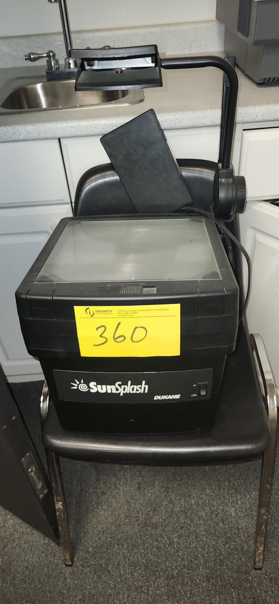 3M AND SUNSPLASH OVERHEAD PROJECTOR W/ TELEX CARAMATE 4000 - Image 2 of 4