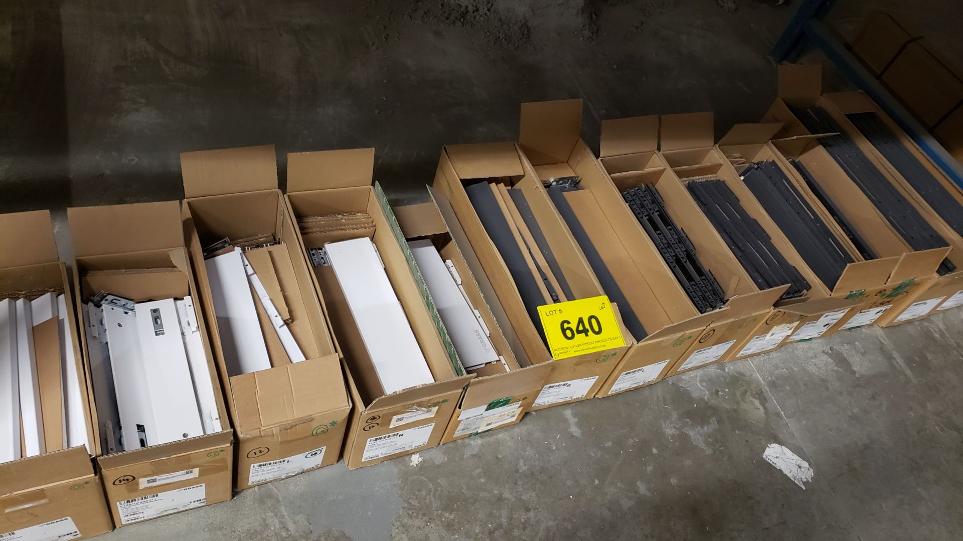 LOT BOXES OF GRASS VIONARO STEEL DRAWER SIDE H89 NL450, GRAPHITE, RIGHT AND LEFT PU20, 12 BOXES OF