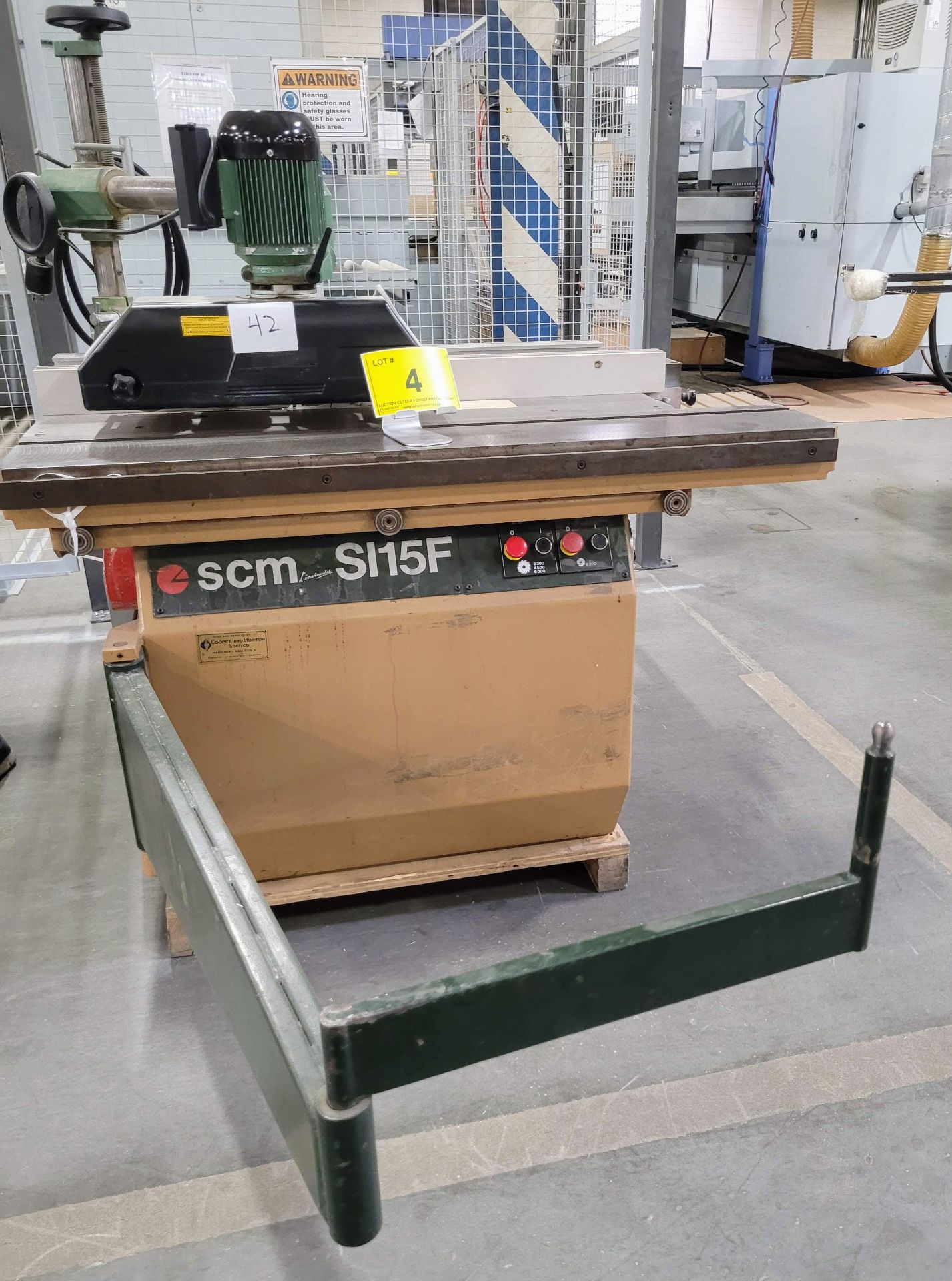 SCM SL15F SLIDING TABLE SAW, S/N AB 10726 W/ 4-ROLL MATERIAL POWER FEEDER - Image 2 of 5