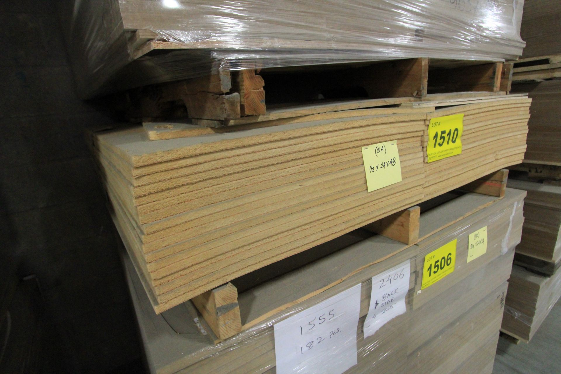 LOT OF APPROX. (34) SHEETS OF 1/2" X 24" X 48" WOOD