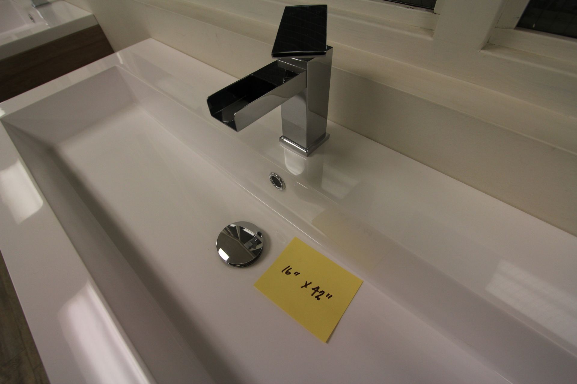 SHOWROOM DISPLAY FLOATING BATHROOM VANITY W/ SINK, FAUCET, CUPBOARDS, 16" X 42" - Image 3 of 3