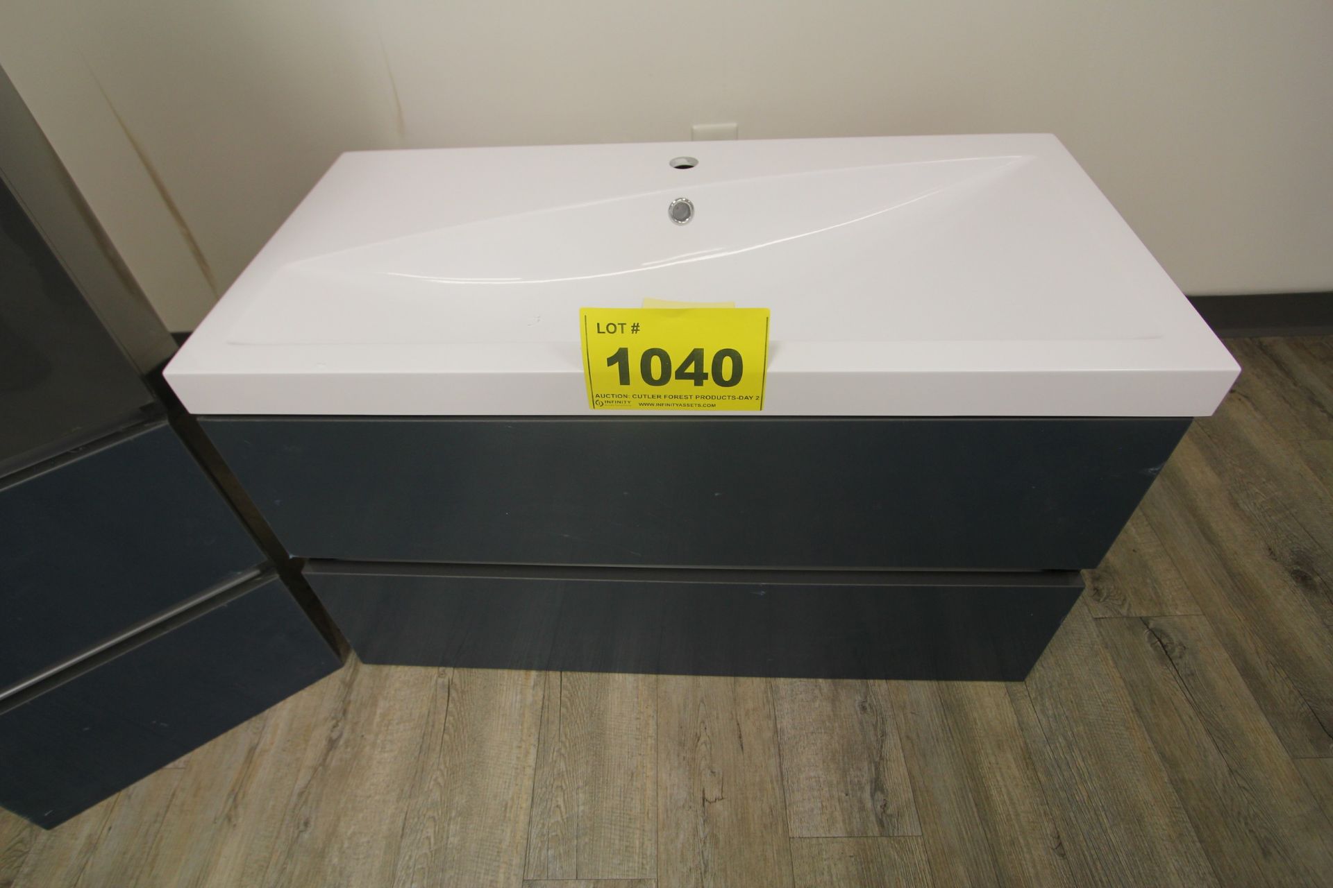 SHOWROOM DISPLAY FLOATING BATHROOM VANITY W/ SINK, CUPBOARDS, STORAGE CABINET, 18" X 36" - Image 2 of 4