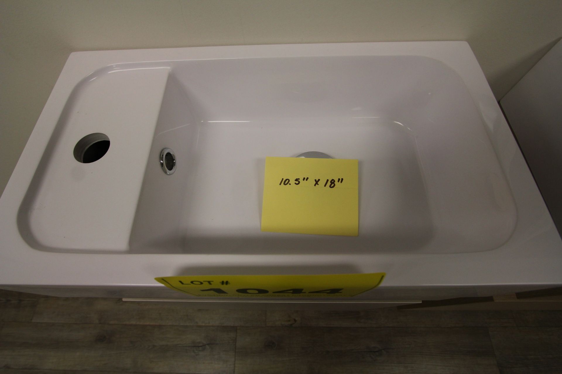 SHOWROOM DISPLAY FLOATING BATHROOM VANITY W/ SINK, CUPBOARDS, 10.5" X 18" - Image 2 of 2