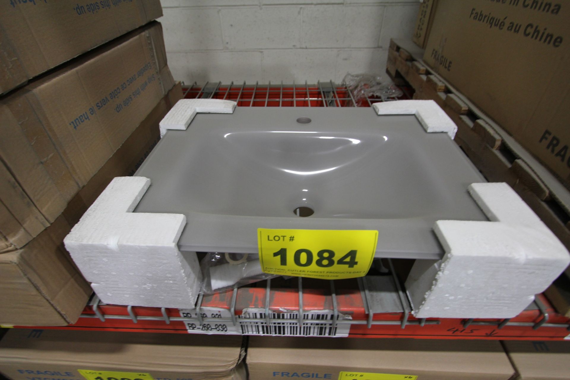 SINGLE GREY GLASS SINK, 18" X 24" - Image 2 of 2