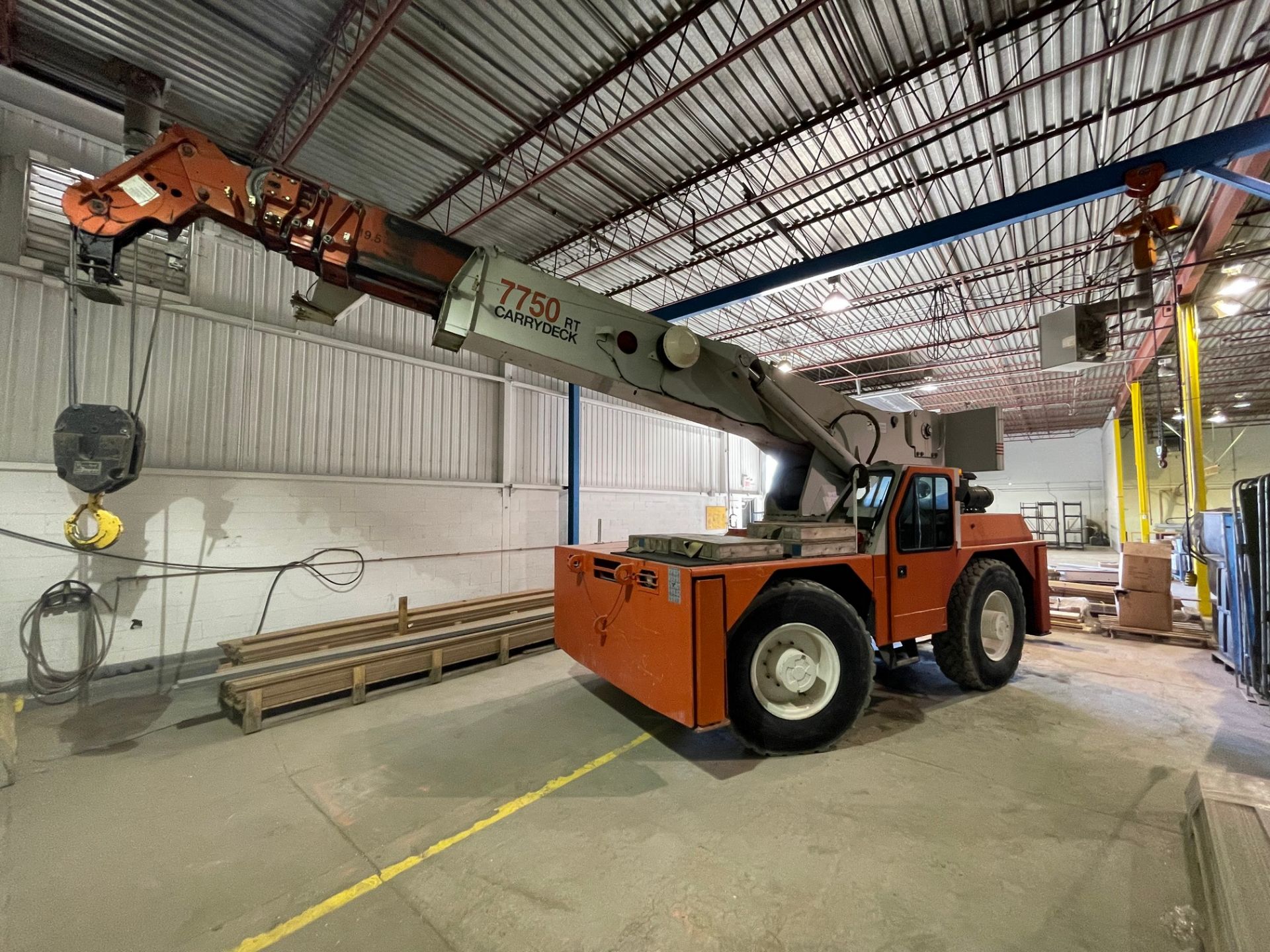 2004 SHUTTLELIFT 7750RT 20 TON CARRY DECK MOBILE BOOM CRANE W/ 9692 HRS, S/N: 070441204 NOTE: TUNE