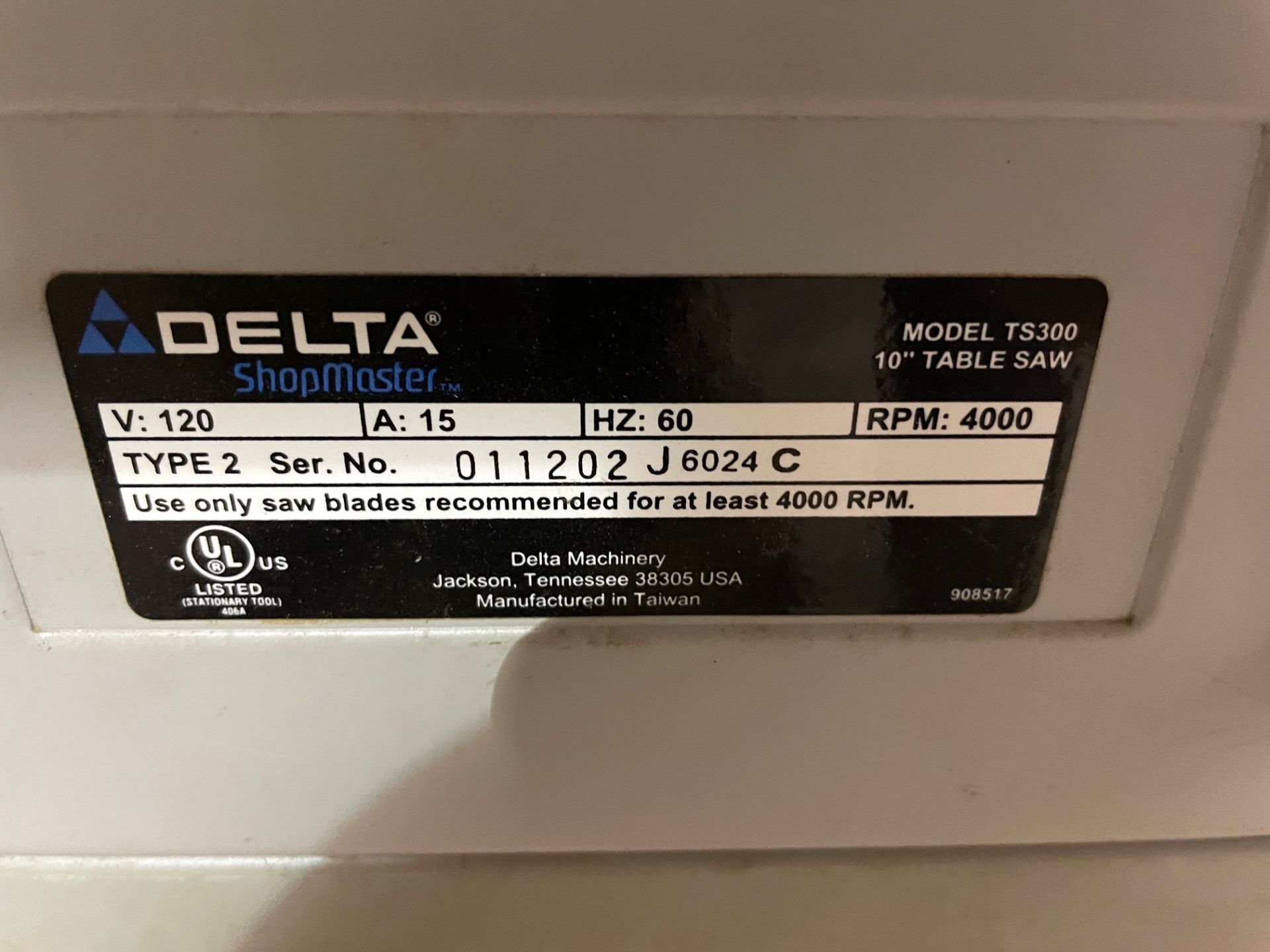 10" DELTA TS300 TABLE SAW, S/N: 011202J6024C (RIGGING FEE $25) - Image 2 of 2