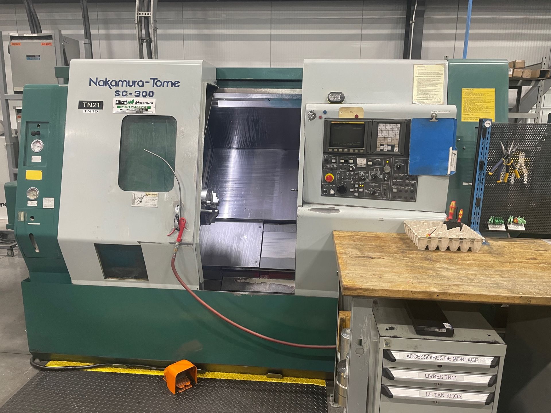 1999 NAKAMURA-TOME SC-300 / CNC TURNING CENTER / SN: C-25583 / FANUC SERIES 21-T / 12 TURRET TOOL