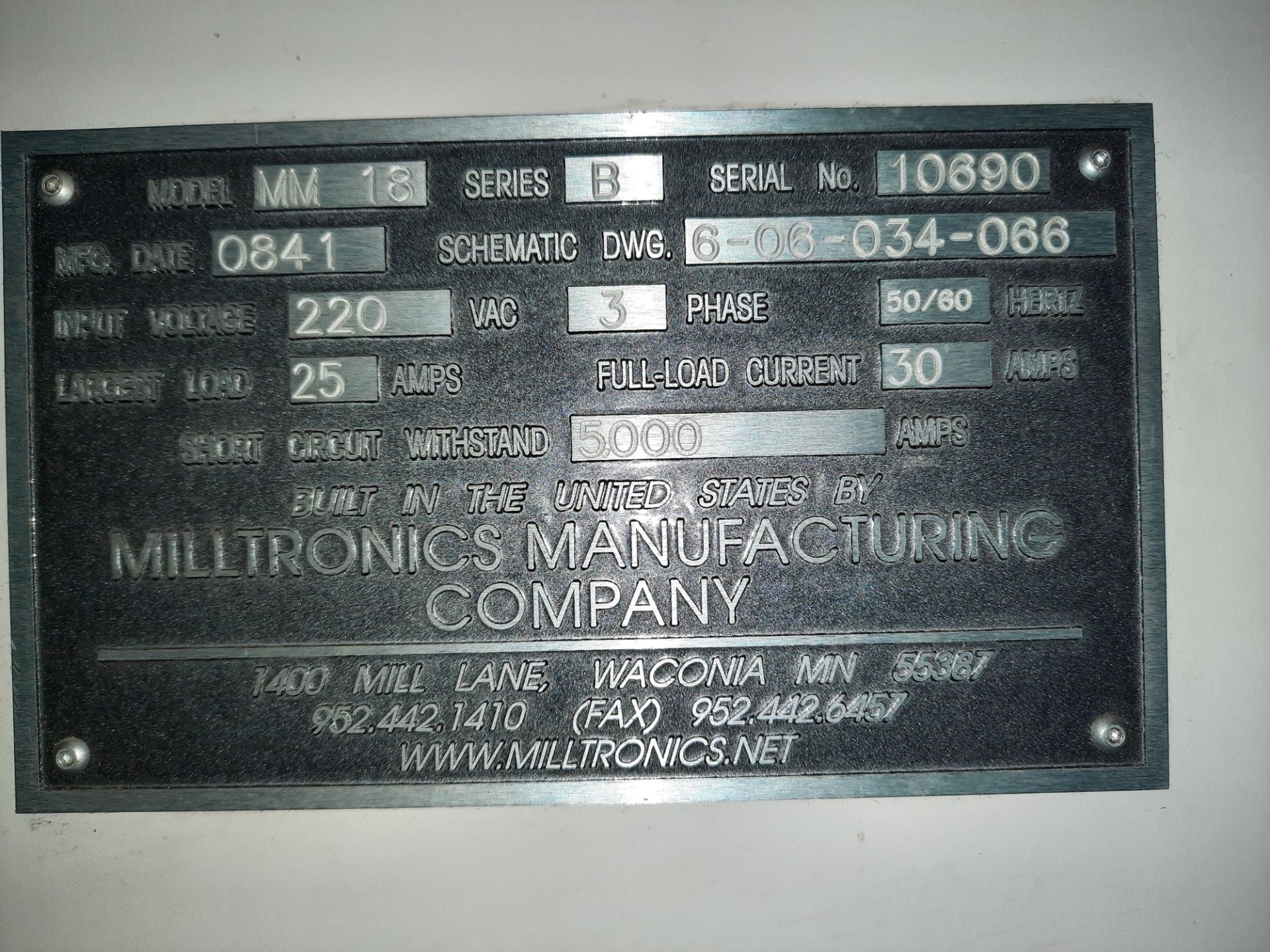 2008 CNC MILLTRONICS MM18 SERIES B / VERTICAL MACHINE CENTER / SN: 10690 / X: 30" - Y: 18" - Z: - Image 2 of 2
