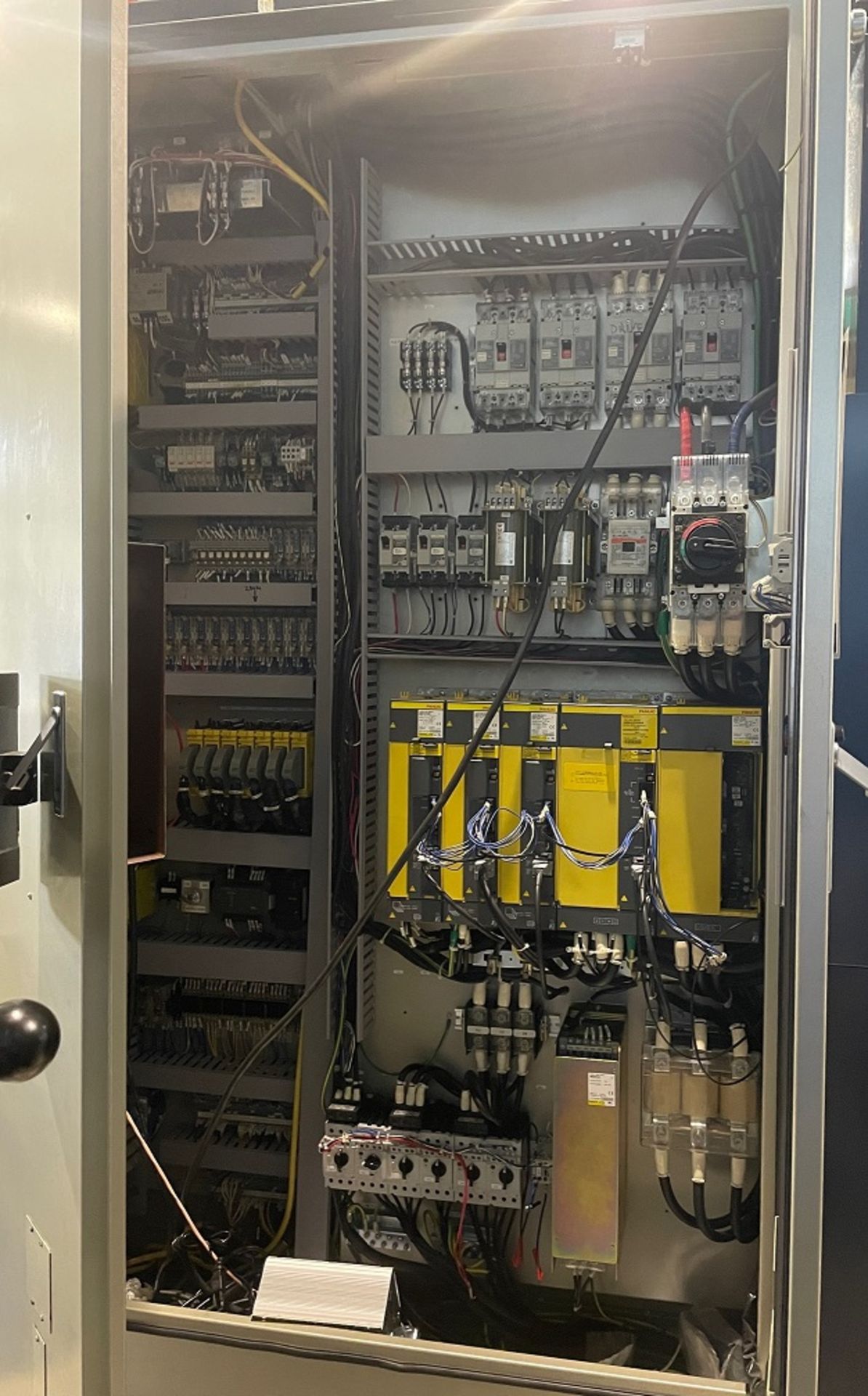 2008 MITSUI SEIKI VLD-300 / LASER DRILL / SN: 101 / 3 PHASE 400 VOLT / FANUC SERIES 310I-MODEL - Image 9 of 17