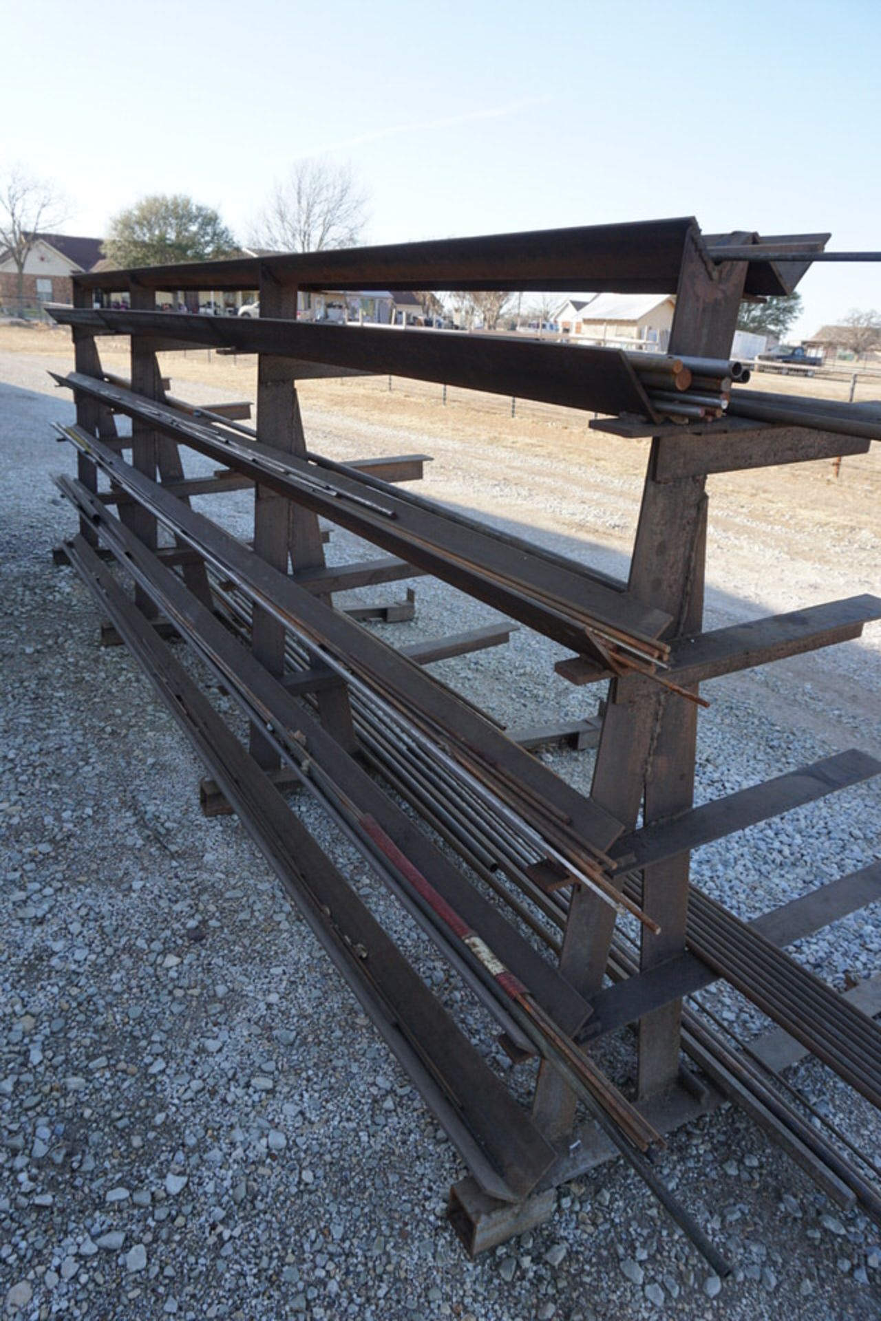 MATERIAL RACK W/ CONT: ASSORT ROUND BARS, APPROX 15'W X 5'T - Image 4 of 4