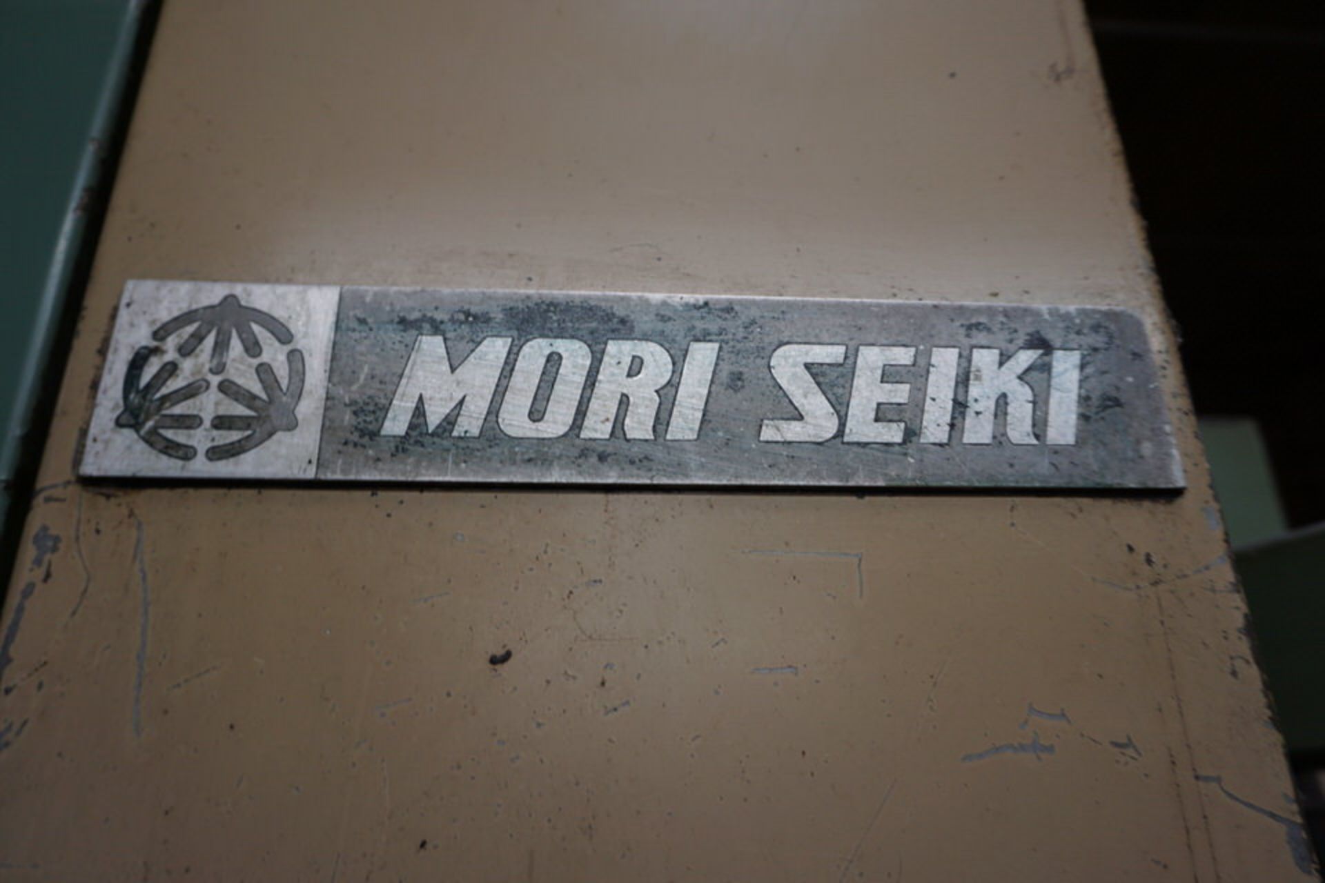 MORI SEIKI MV JUNIOR CNC MILL, FANUC CTRL, (16) TOOL CHANGERS, 16" X 32" TABLE - Image 9 of 9