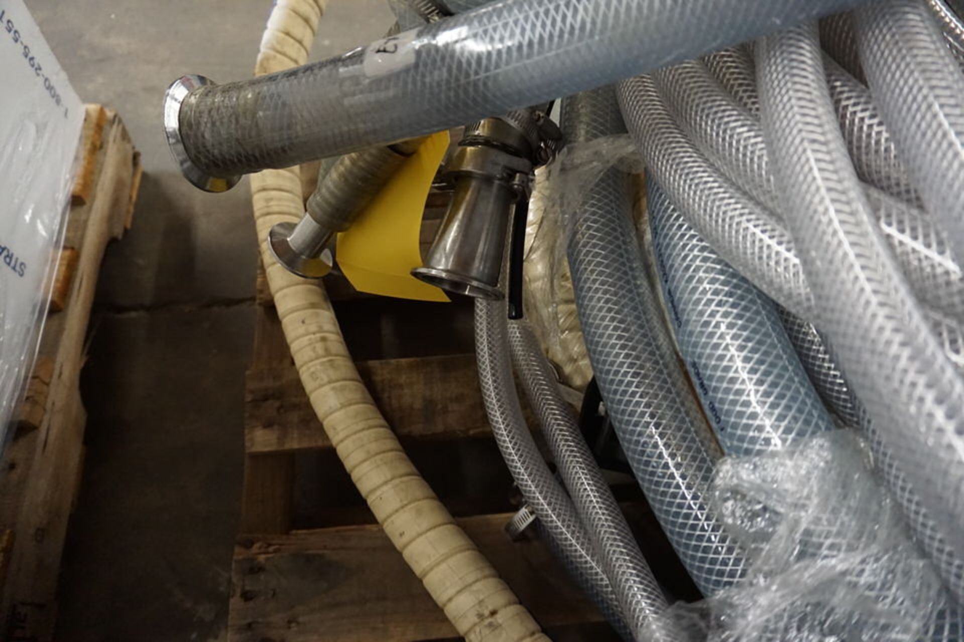 ASSORT SIZE PUMP HOSE W/ STAINLESS STEEL FITTINGS AS SHOWN - Image 4 of 4