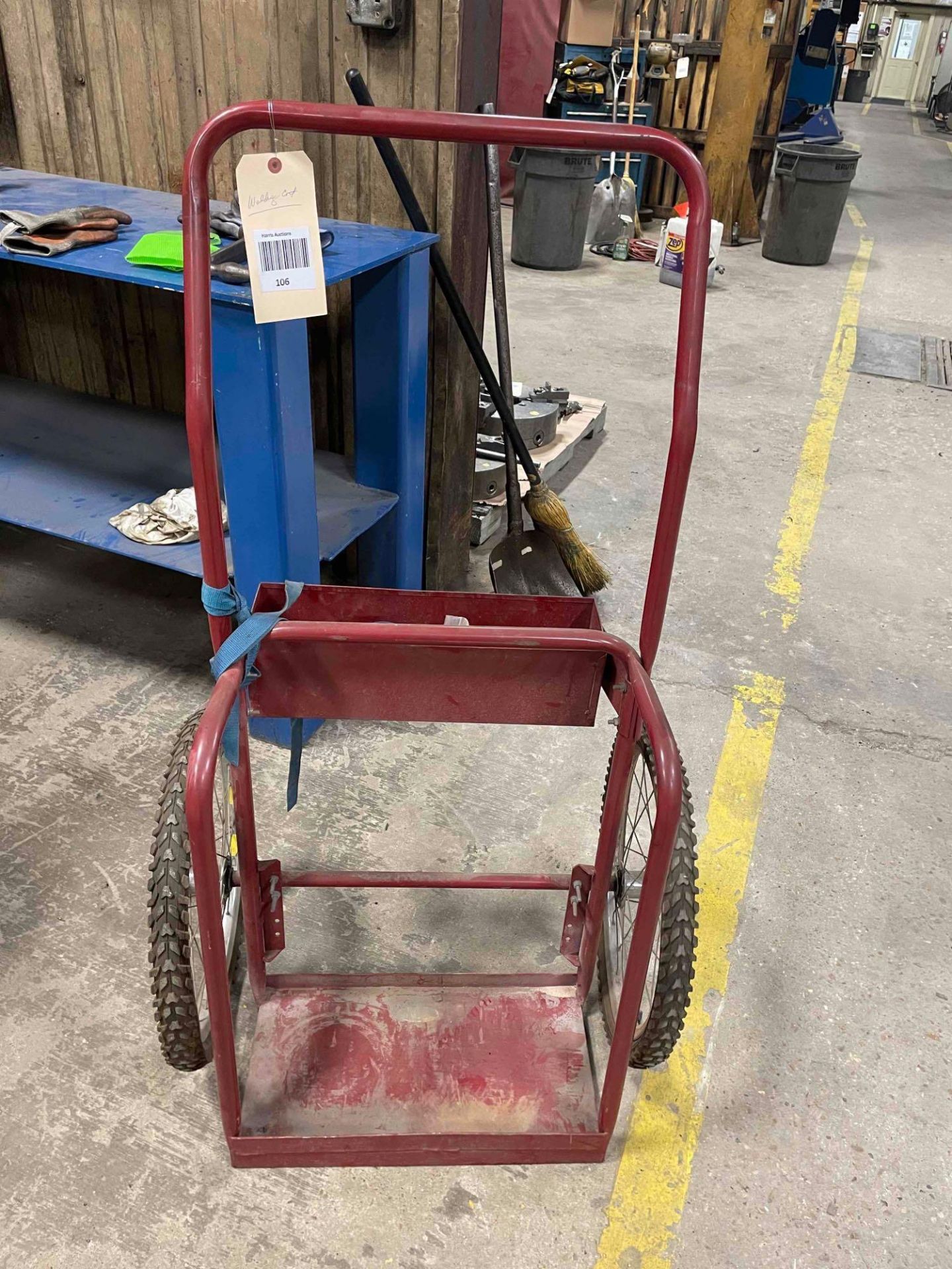 Welding Cart; holds (2) cylinders (not included)