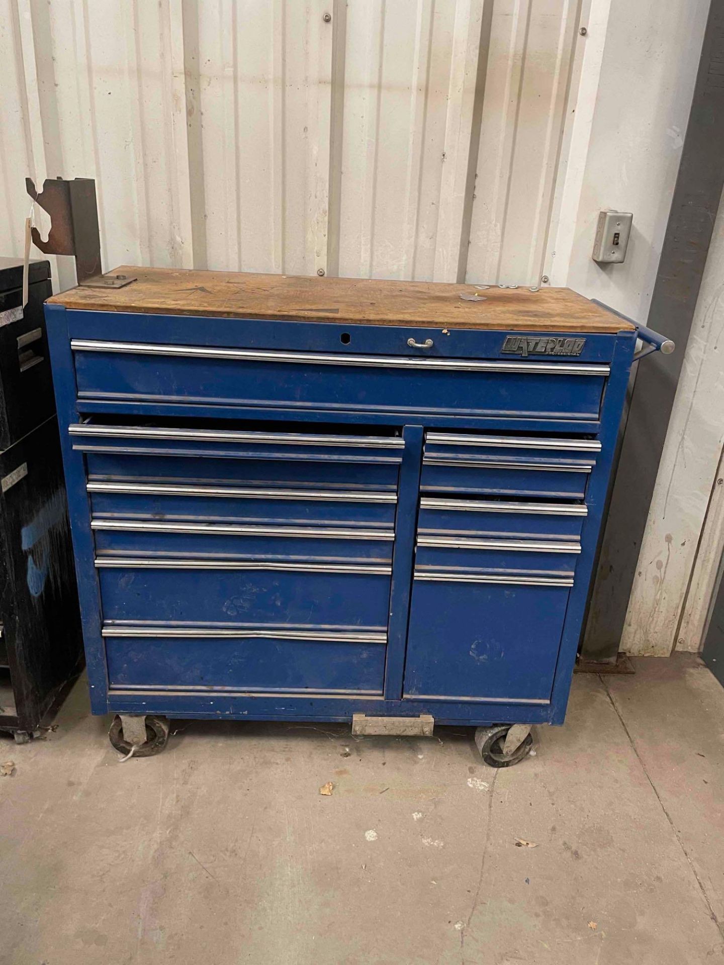 Waterloo Tool Chest (B-2)