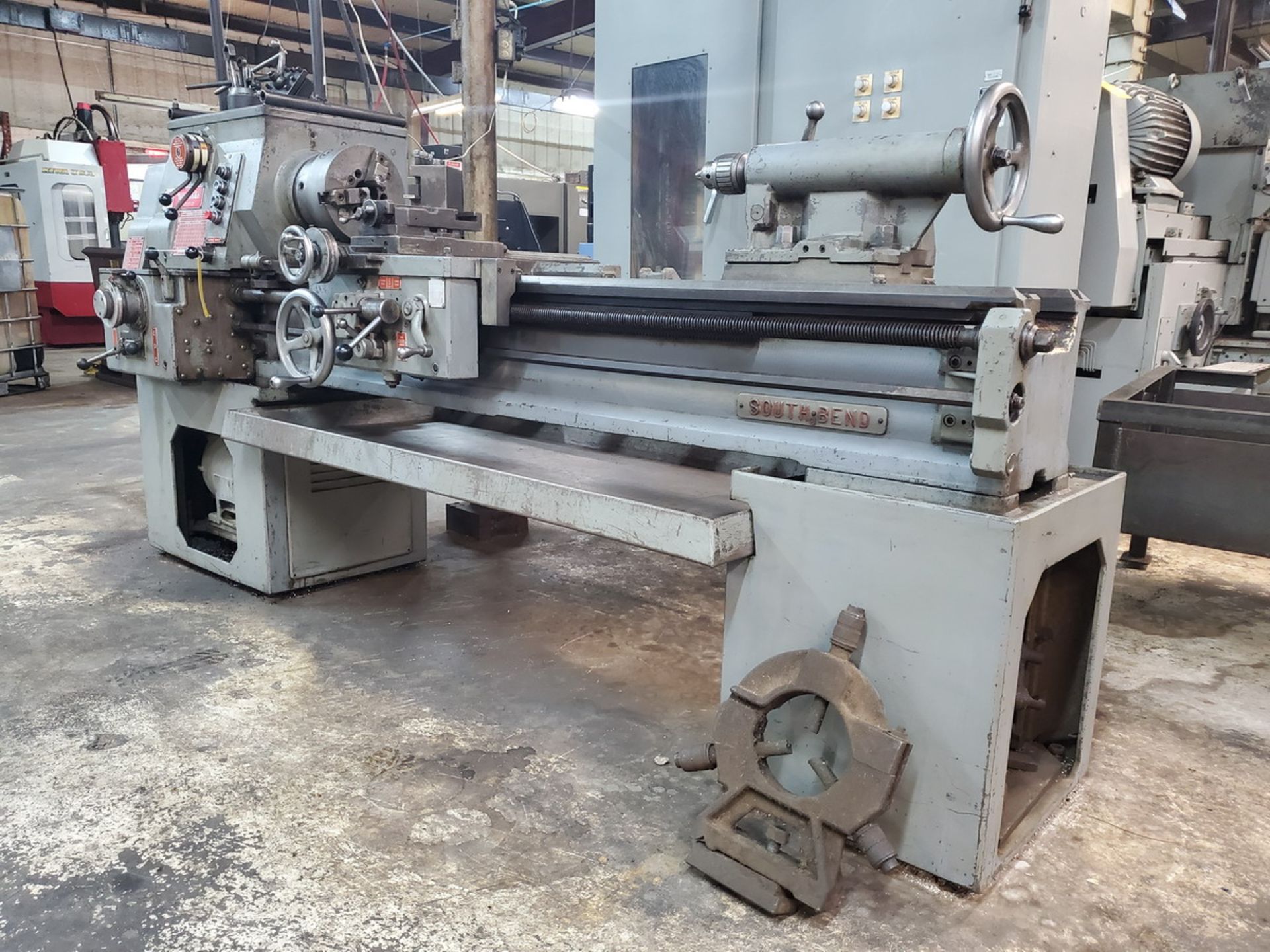 South Bend CL 170 E 17" Engine Lathe 17" Swing, 6' Bed, 53" Between Centers, 2-1/2" Thru Hole, W/ - Image 12 of 17