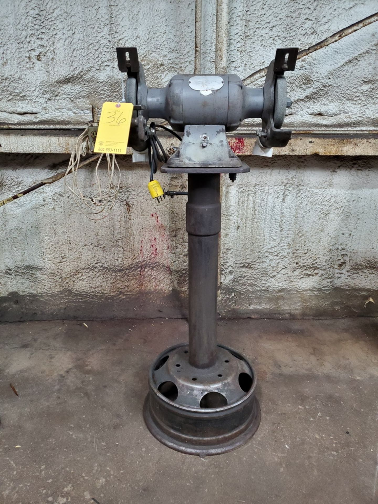 Pedestal Grinder 3/4HP, 3450RPM, 115V, 60HZ