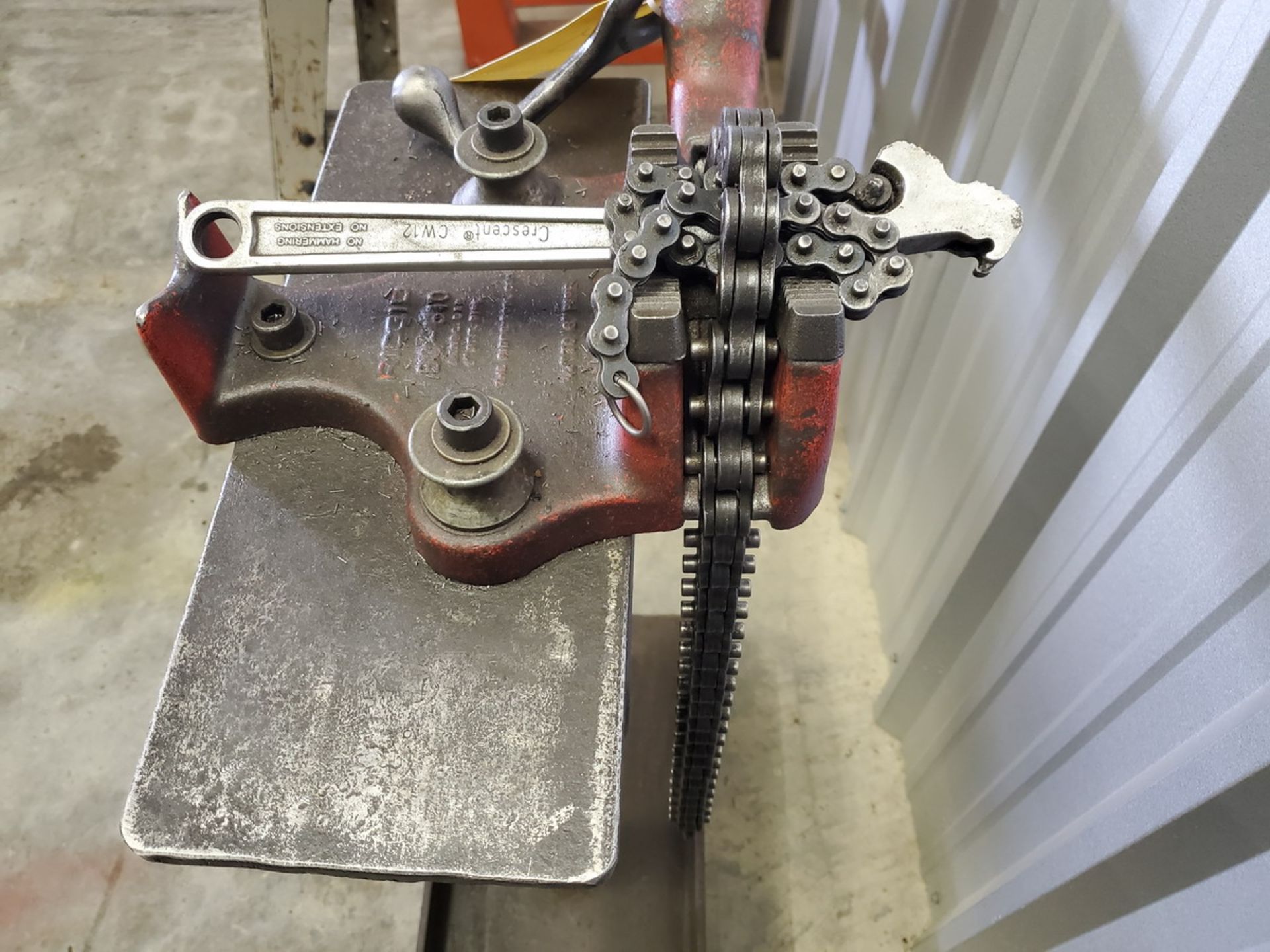 Chain Vise - Image 3 of 3