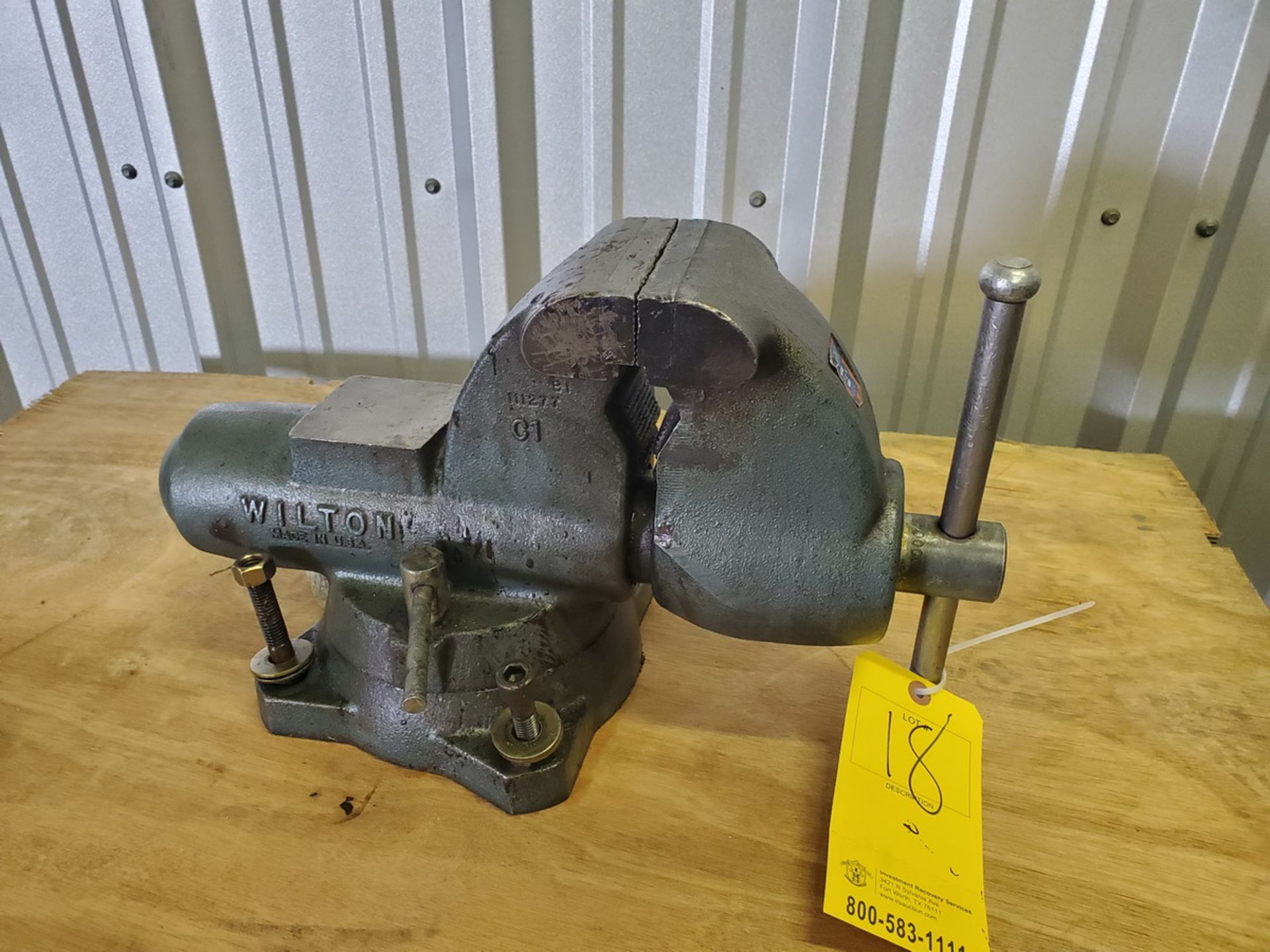 Wilton 4-1/2" Vise W/ Rolling Stand - Image 2 of 4