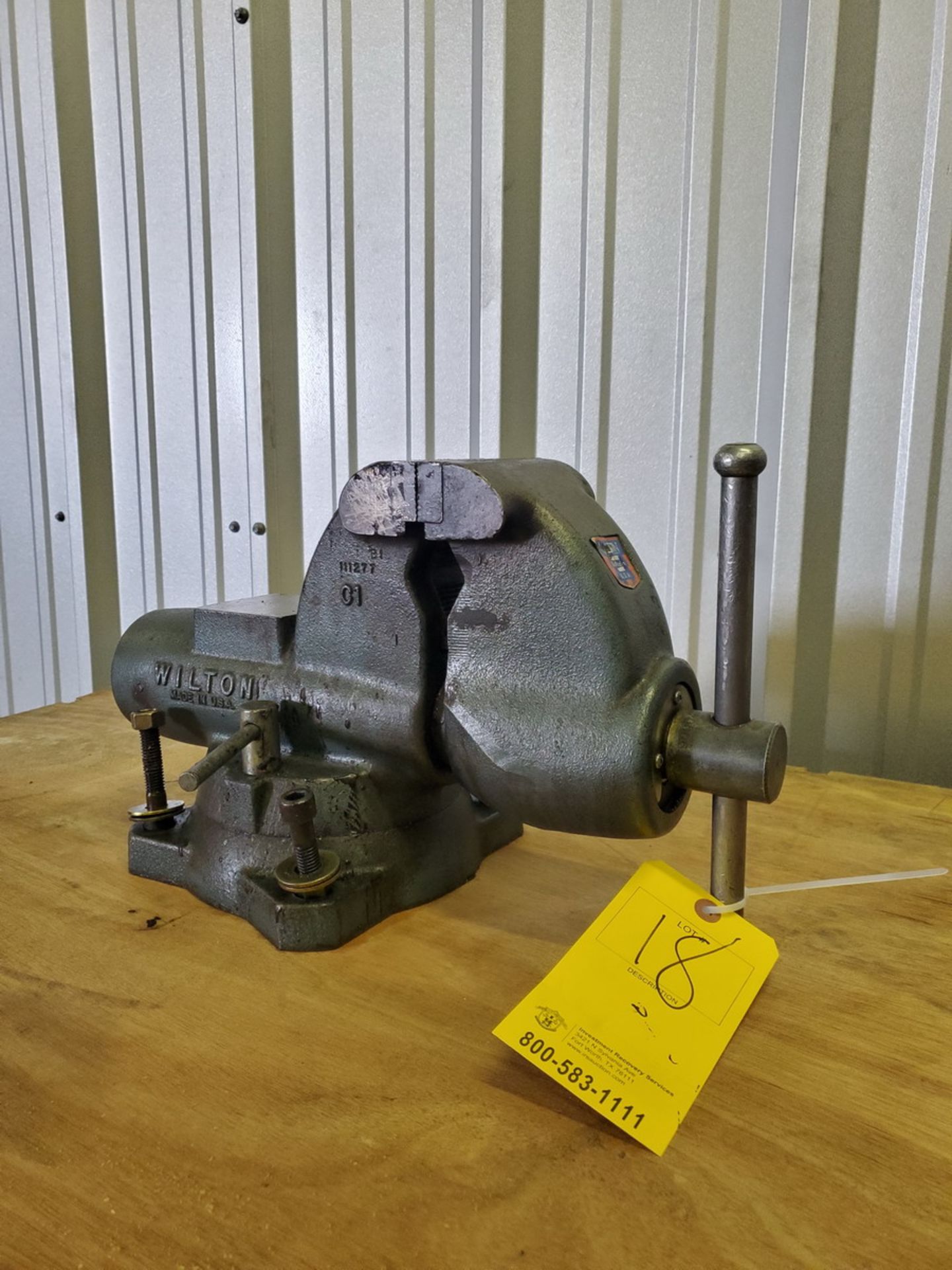 Wilton 4-1/2" Vise W/ Rolling Stand - Image 3 of 4