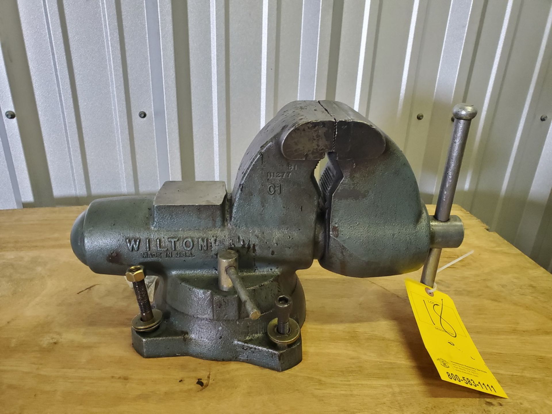 Wilton 4-1/2" Vise W/ Rolling Stand - Image 4 of 4