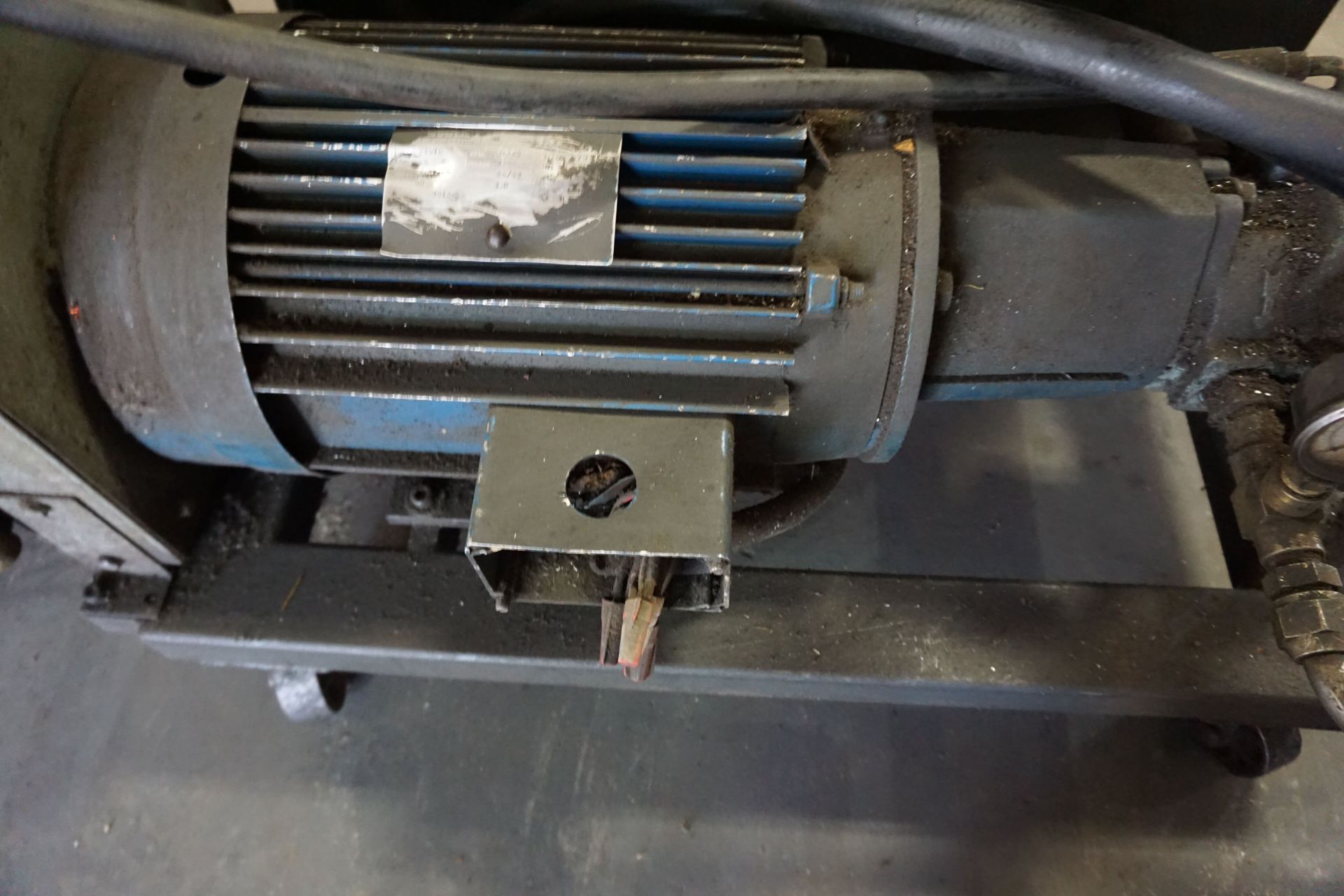 HEAT EXCHANGER, HYDRAULIC FLUID TANK, 10HP MOTOR - Image 3 of 5