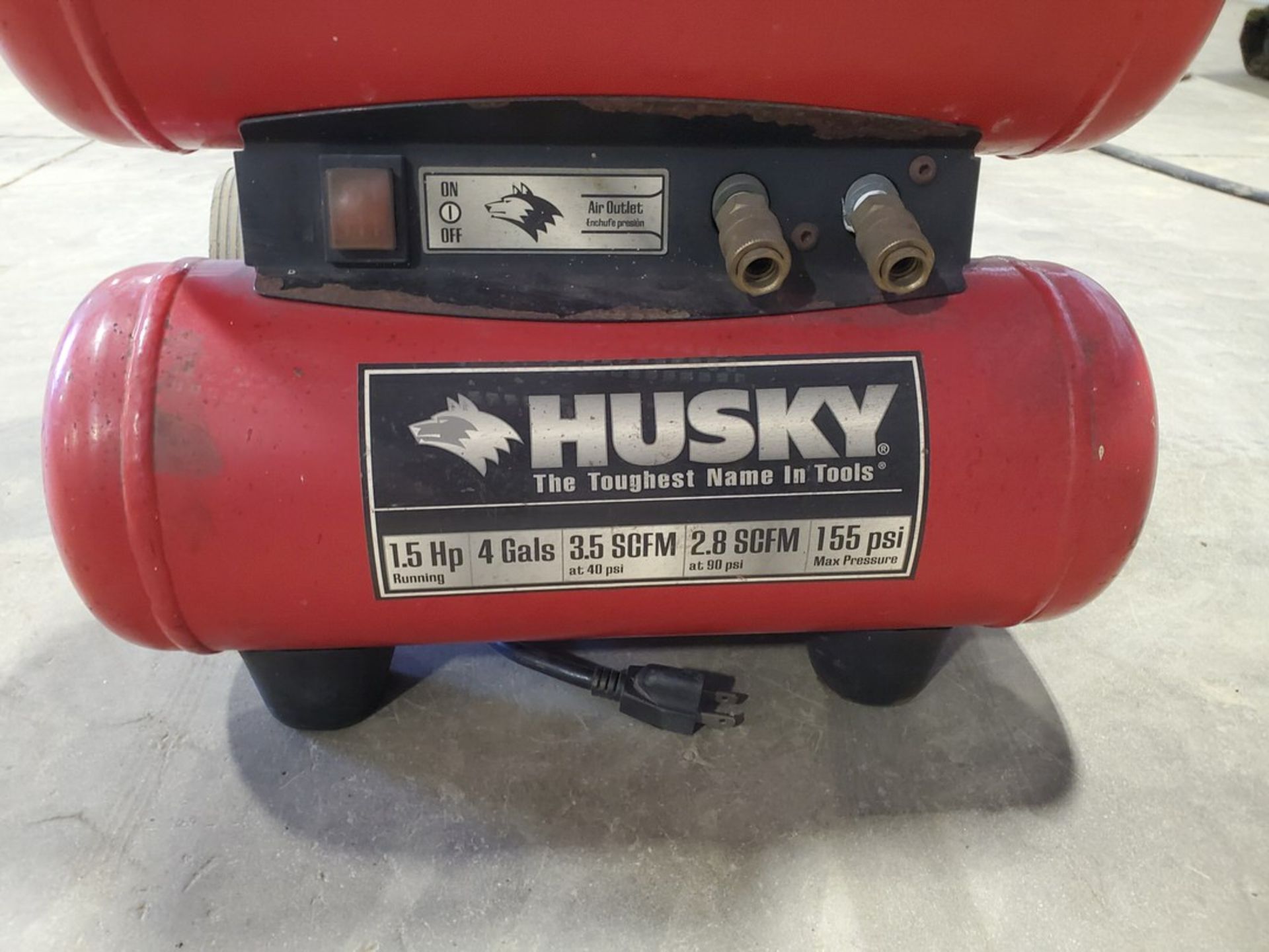 Husky Dual Tank Air Compressor 1.5HP, 4Gal, 155psi - Image 6 of 7
