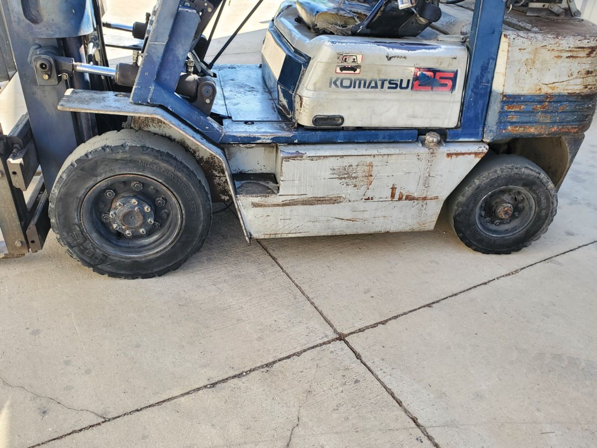 Komatsu FG25C-11 LP 2-Stage 2-Speed Forklift 4700lbs Cap.; W/ Sideshift, 48" Forks, 5,623hrs, max - Image 11 of 17