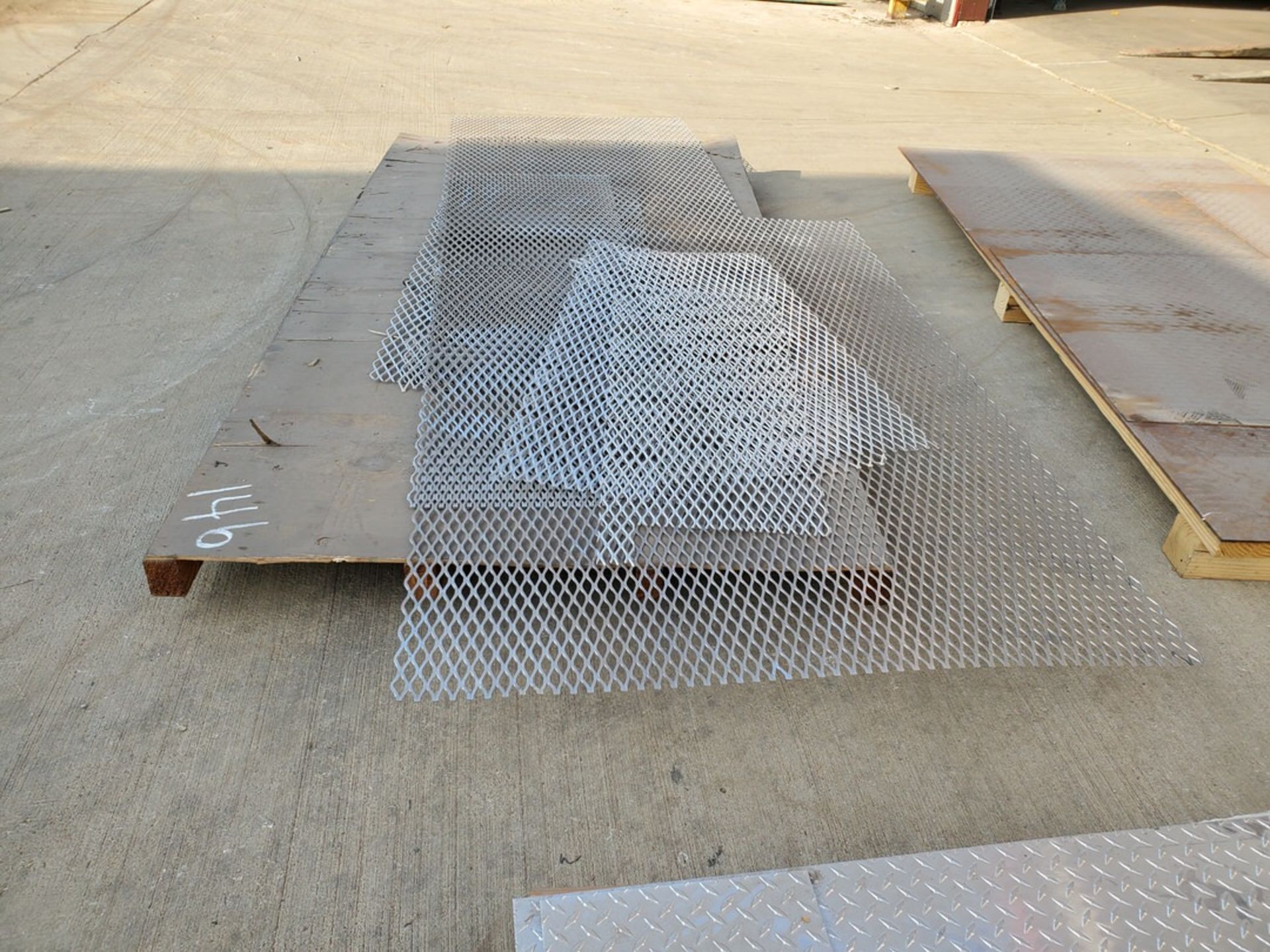 Expanded Metal Matl. Size Range: 37-1/2"x16" To 122" x 48"