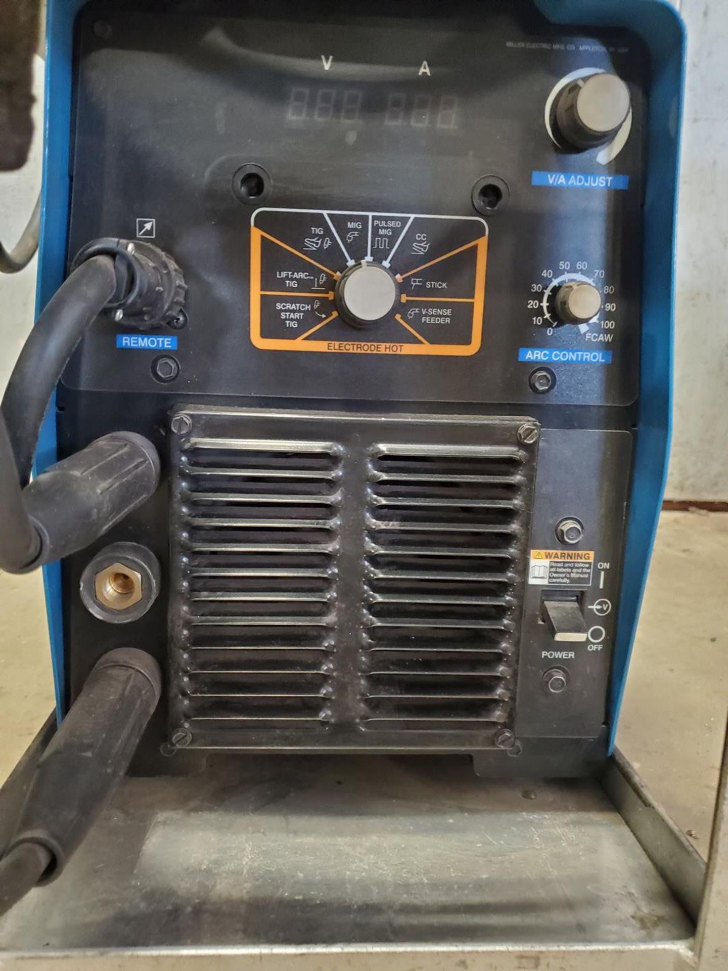Miller XMT 350 CC/CV Multiprocessing Welder 208-575V, 350A, 1/3PH, 50/60HZ; W/ 20 Series Wire - Image 5 of 8