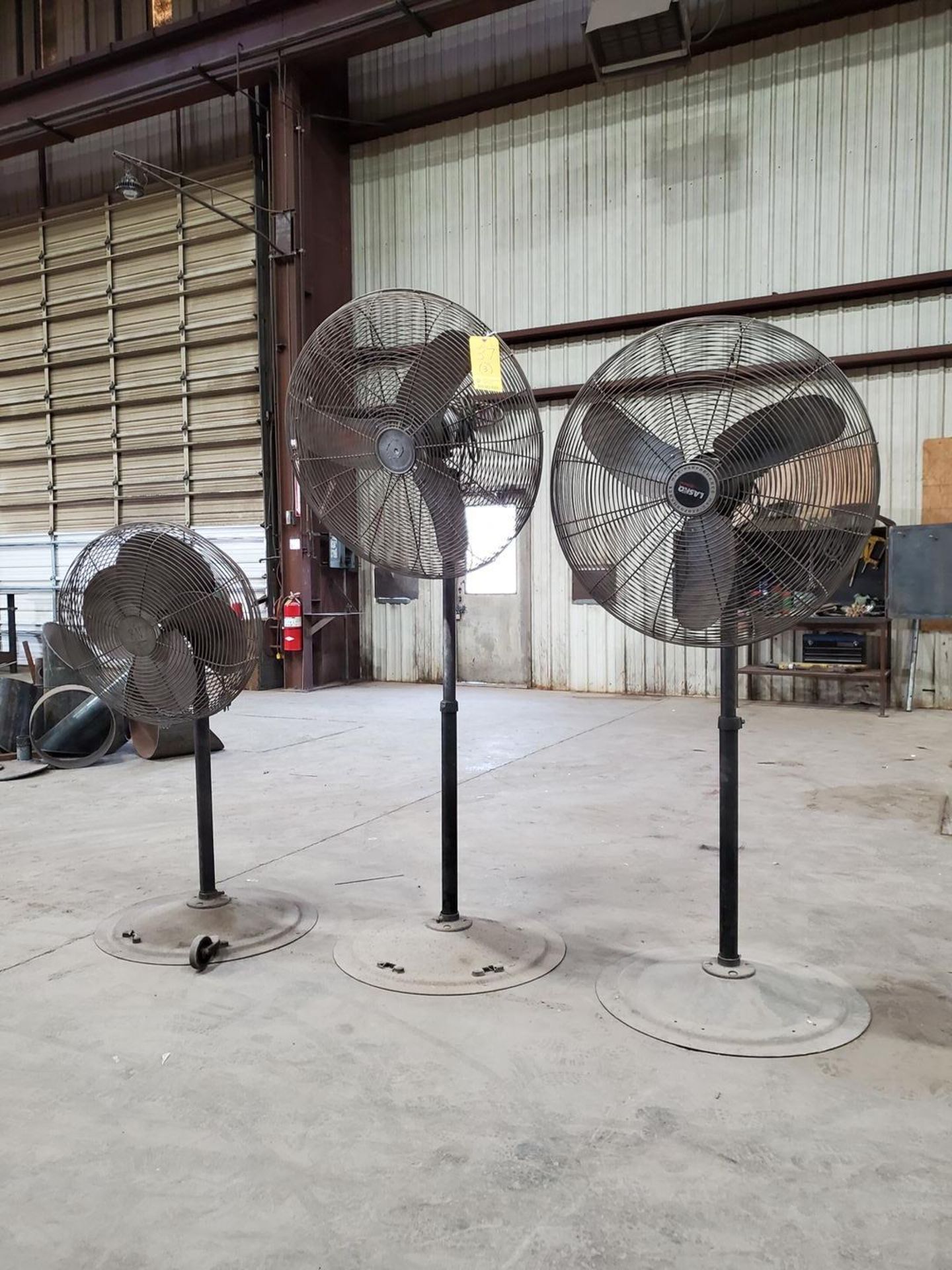 (4) Pedestal Fans - Image 2 of 5