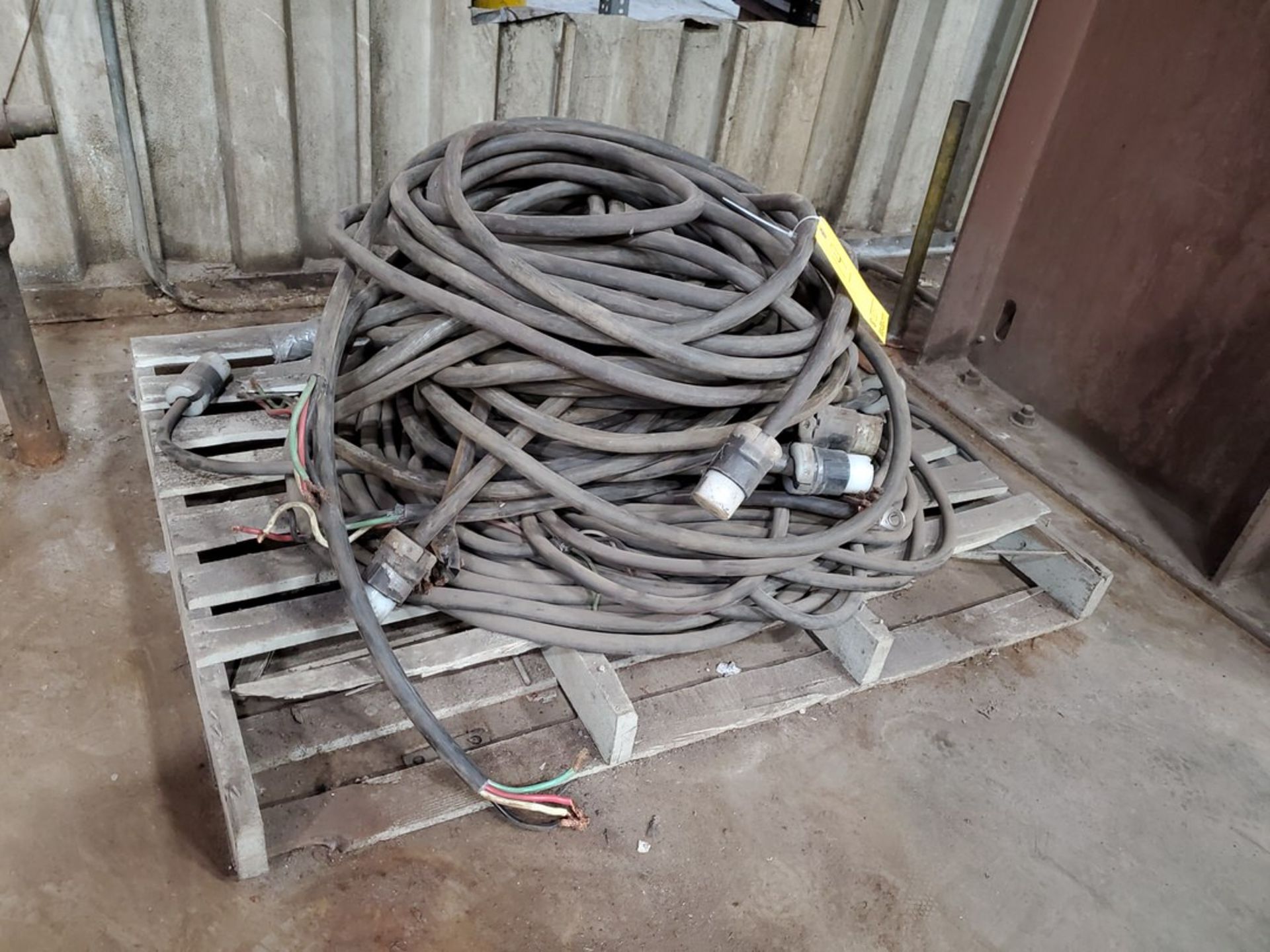 Assorted Industrial Male & Female Extension Cords - Image 3 of 6