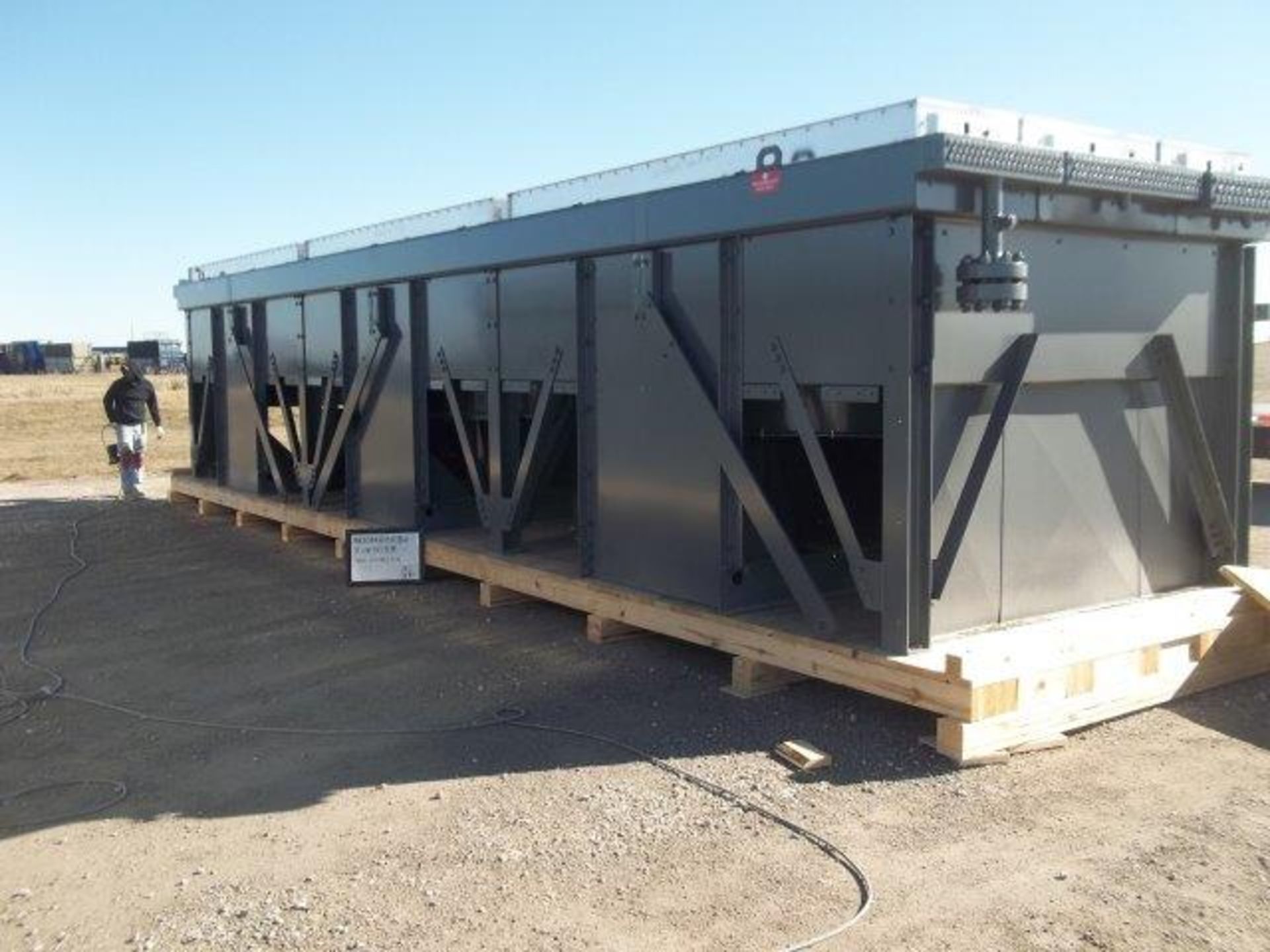 2015 NEW/UNUSED Harsco EJW/aux water jacket Air Cooled Heat Exchanger AXC 141485 (Utility coolers).