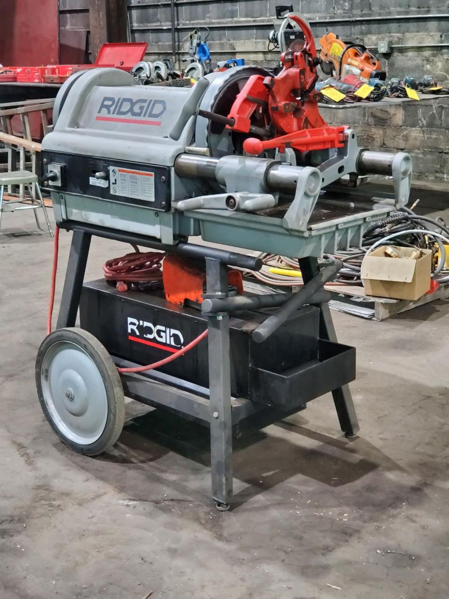 Ridgid 1224 Rolling Pipe Threader Up To 4" Cap.; 60HZ, 120V, 15A, 12/36RPM; W/ Foot Controller - Image 2 of 12