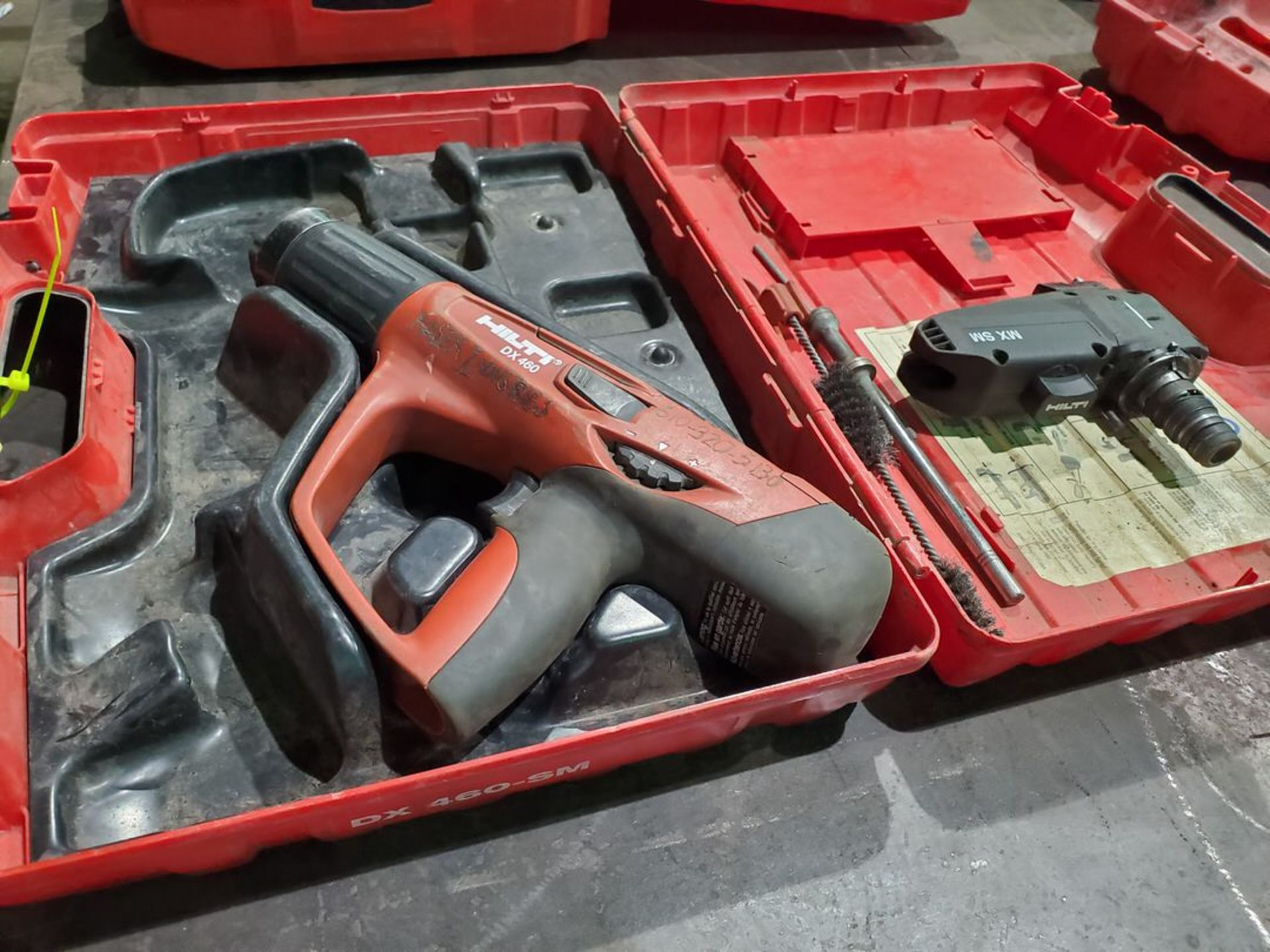 Hilti DX 460 Powder Actuated Nail Gun - Image 6 of 7