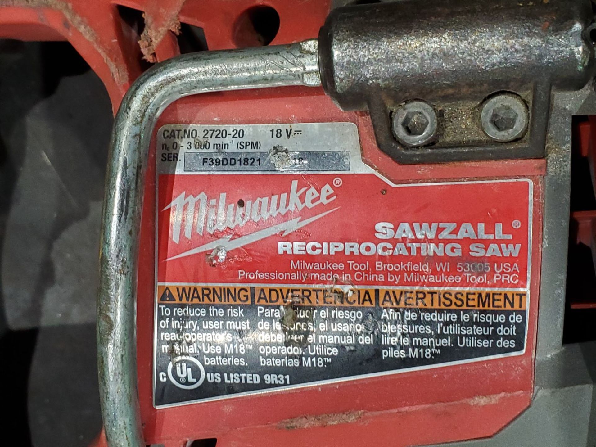 Milwaukee 4-1/2"/5" Grinder, M18; W/ (1) 18V Reciprocating Saw; W/ (3) Red M18 Lithium XC5.0 - Image 4 of 9