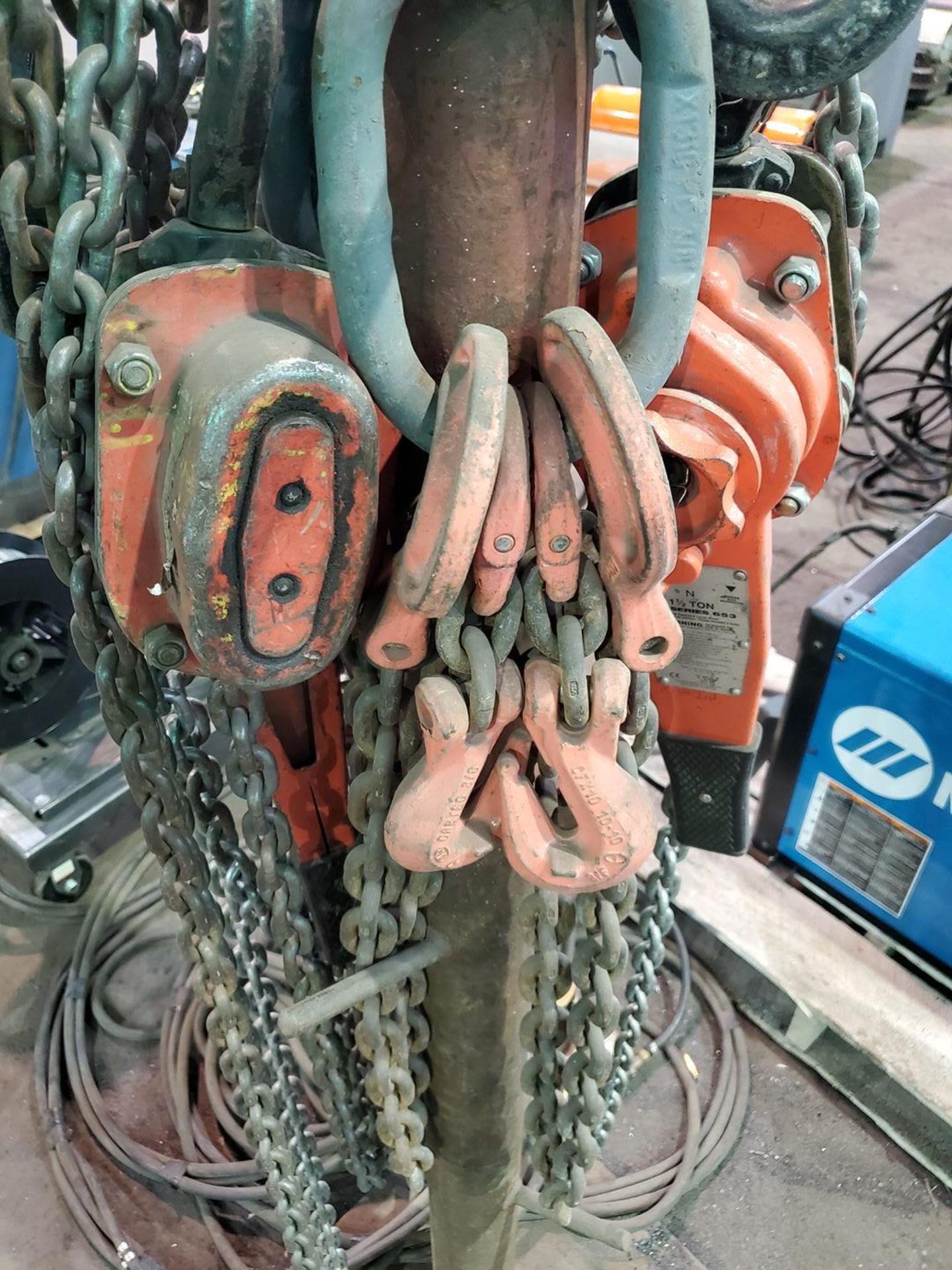 CM Series 653 (3) Hand Lever Hoists W/ Assorted Lifting Chains & Shackles - Image 6 of 7