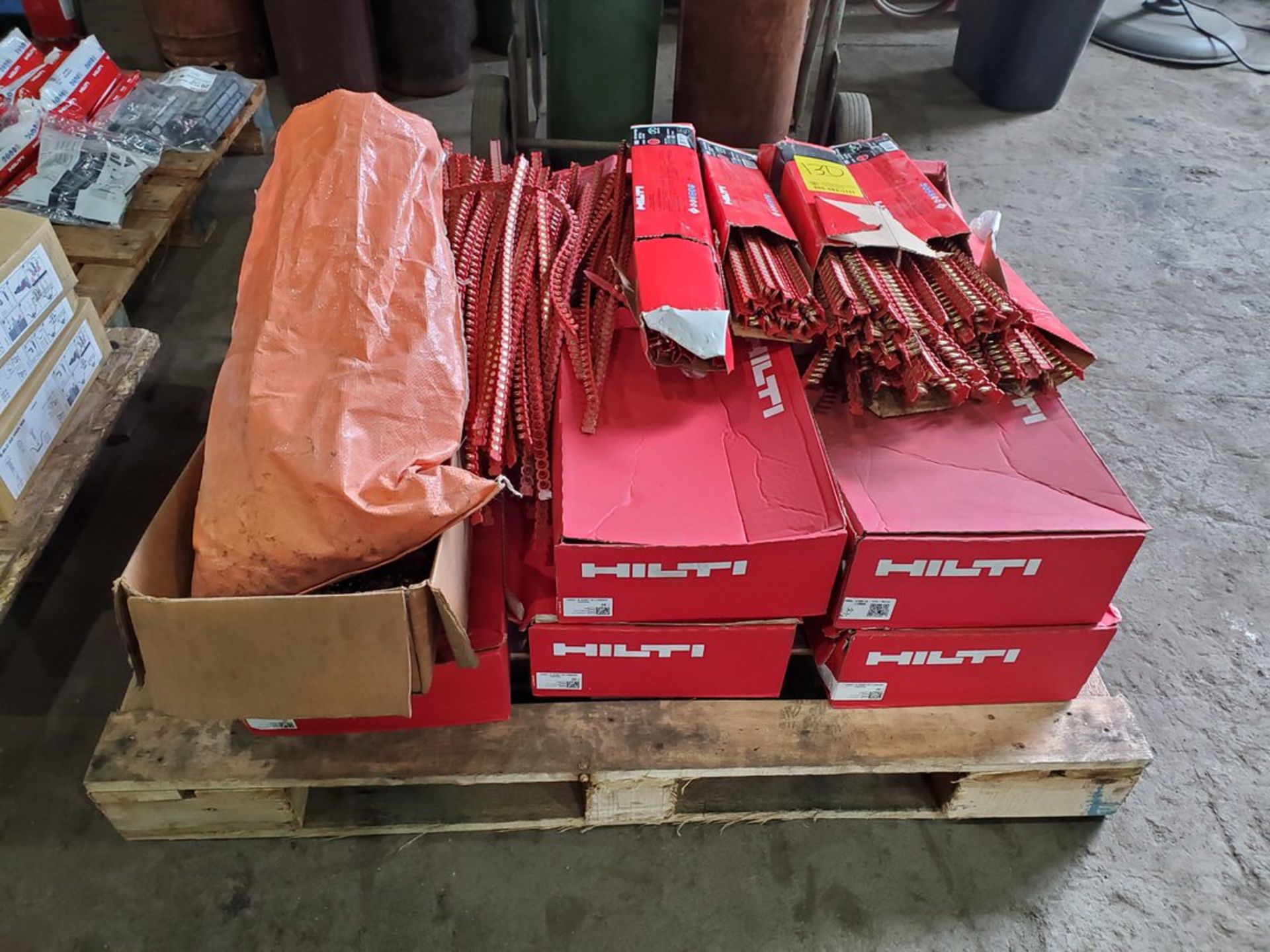 Hilti (1 Pallet) Fastener Gun DX Cartidges