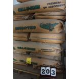 GATOR CELL-U-SORBOIL ABSORBENT, APPROX 17 50 LB BAGS
