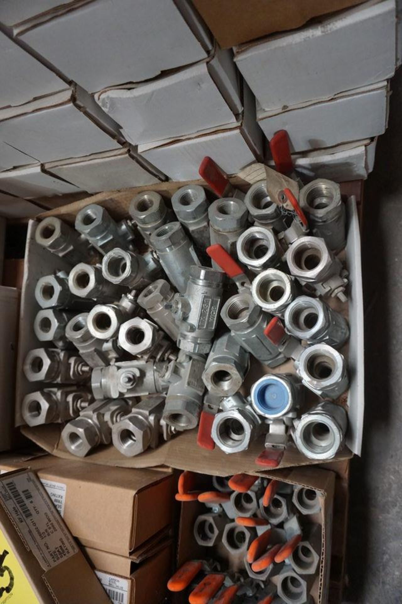 BALL VALVES, ASSORT SIZE APPROX 250 PCS - Image 7 of 8