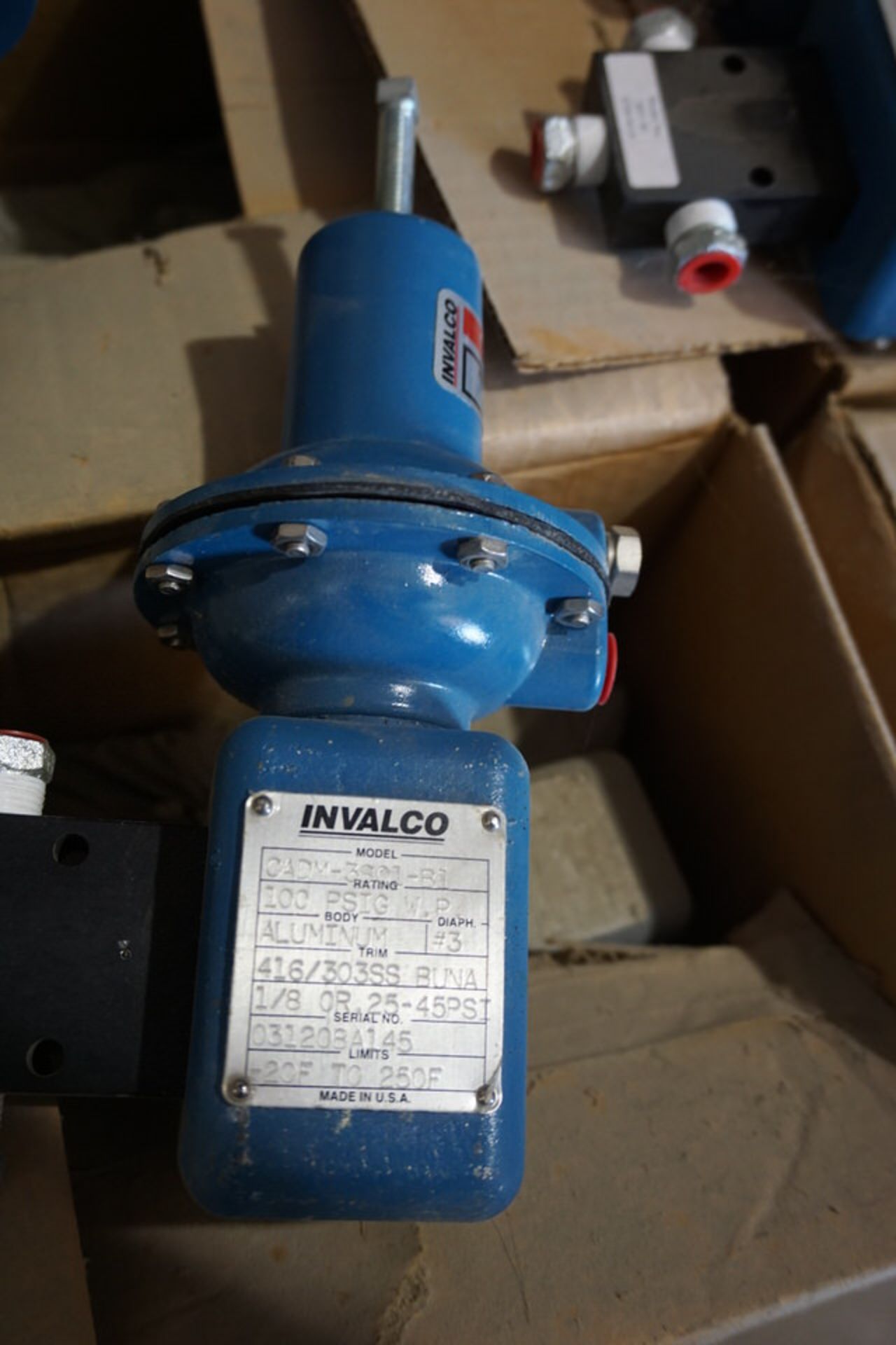 INVALCO PRESSURE CONTROL MDL: CADM3801-B1 APPROX 24PCS - Image 2 of 3