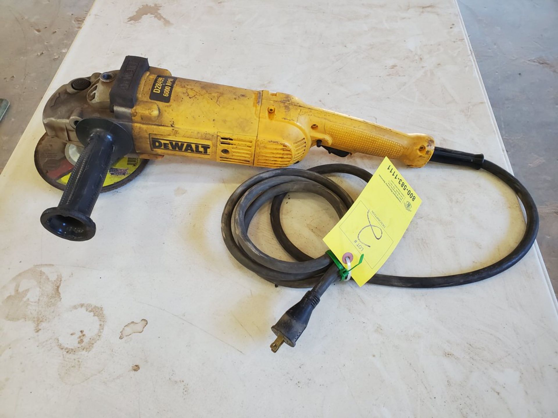 DeWalt 7/9' Angle Sander/Grinder 120V, 15A, 50/60HZ - Image 2 of 4