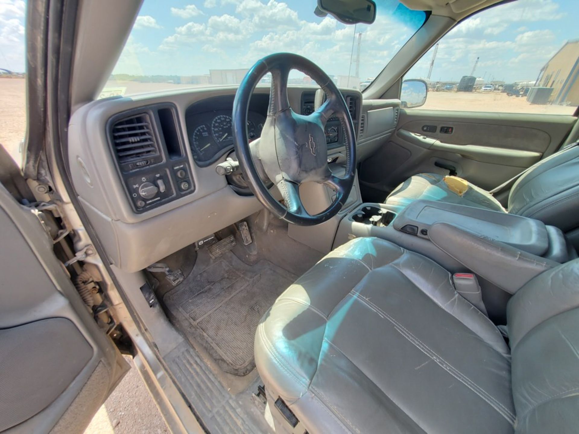 Chevy 2500 Silverado Truck 195,587 Miles, Vortec Engine, Vin: 1GCGC29U0YE233849, Lic Plate: TX DRX- - Image 10 of 15