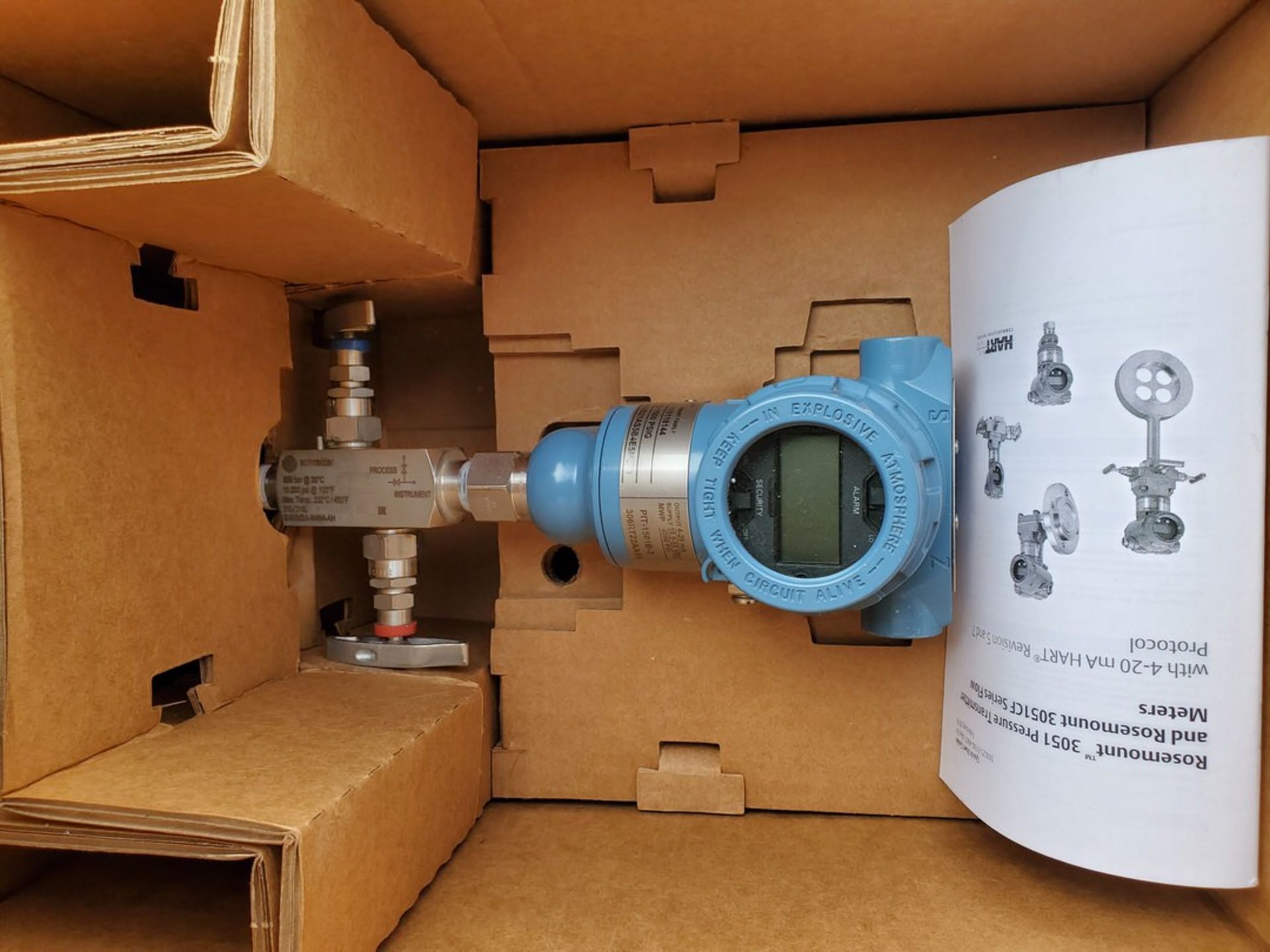 Pressure & Differential Transmitters - Image 4 of 10