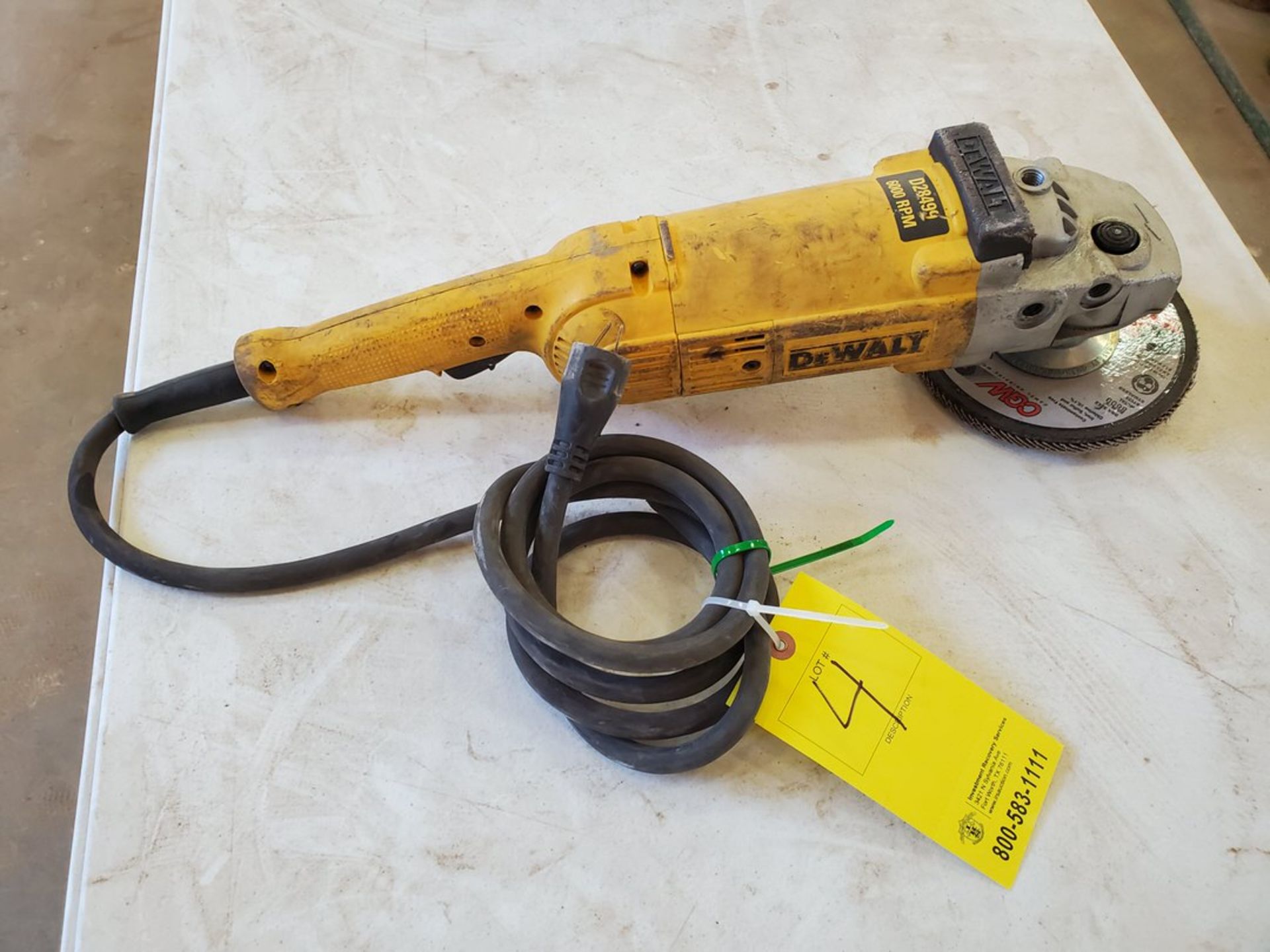 DeWalt 7/9' Angle Sander/Grinder 120V, 15A, 50/60HZ - Image 3 of 4