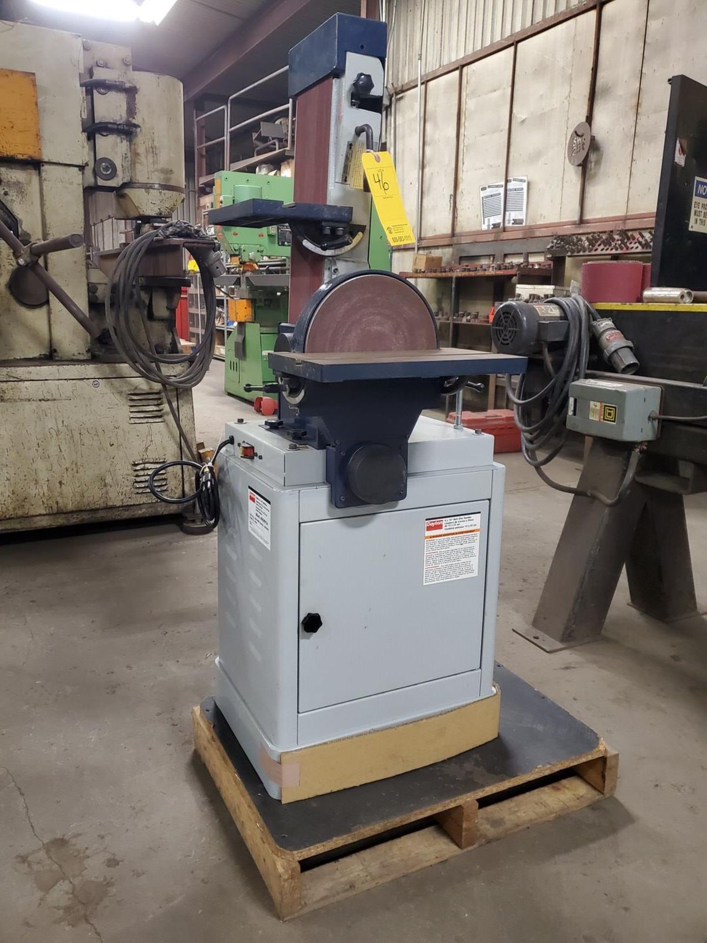 Dayton 49G991A 6"x10" Belt Disc Sander 1HP, 3450RPM, 120/240V, 60HZ, 13.5/6.7A