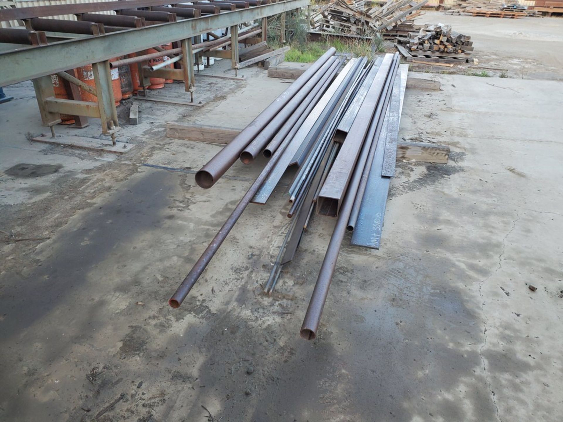 Assorted S/S Raw Matl. To Include But Not Limited To: Rebar, Pipe, Flat Bar, Angle, Sq. Tubing, Up - Image 7 of 14