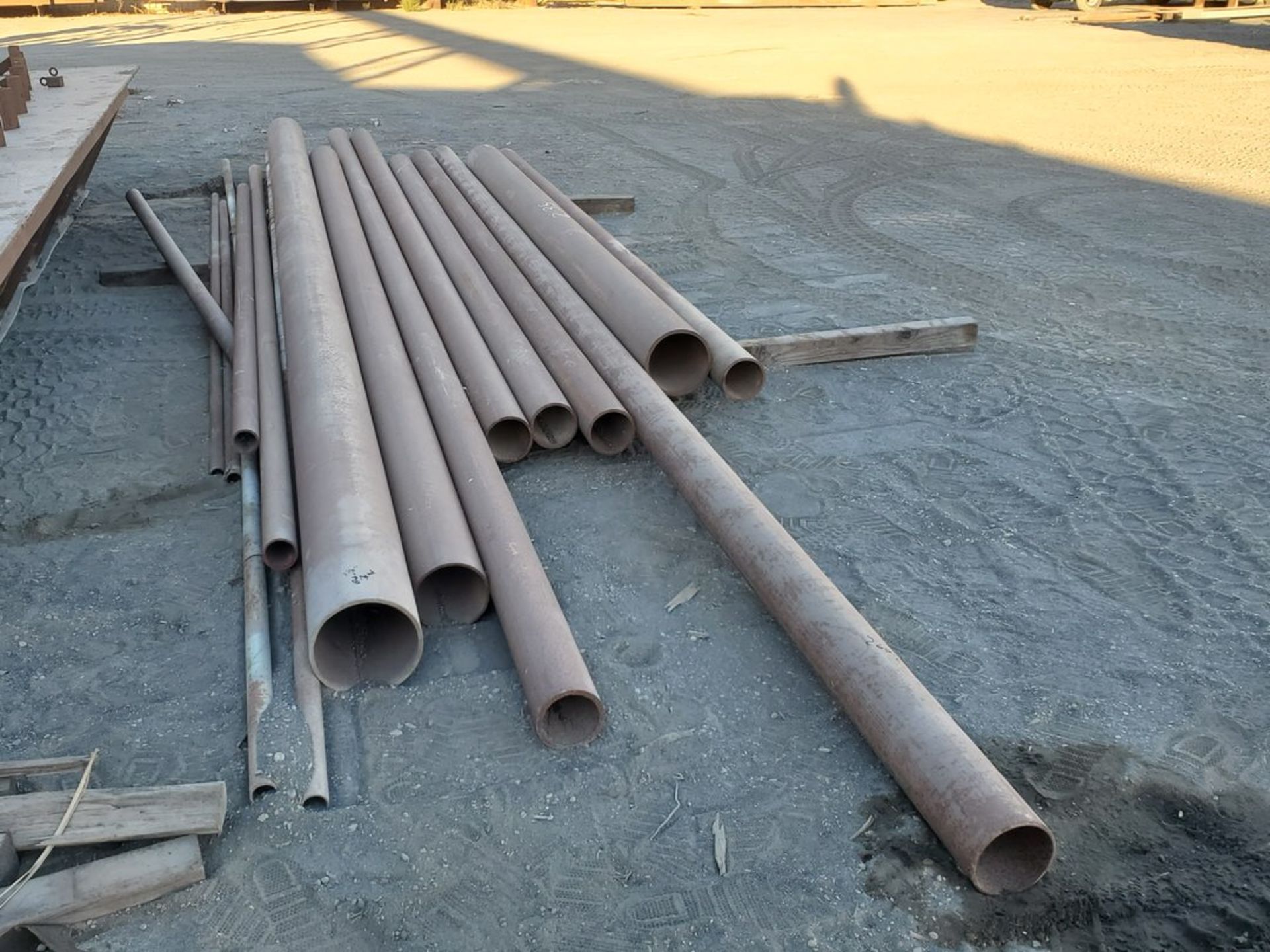 Assorted S/S Raw Matl. To Include But Not Limited To: Rebar, Pipe, Flat Bar, Angle, Sq. Tubing, Up - Image 2 of 14